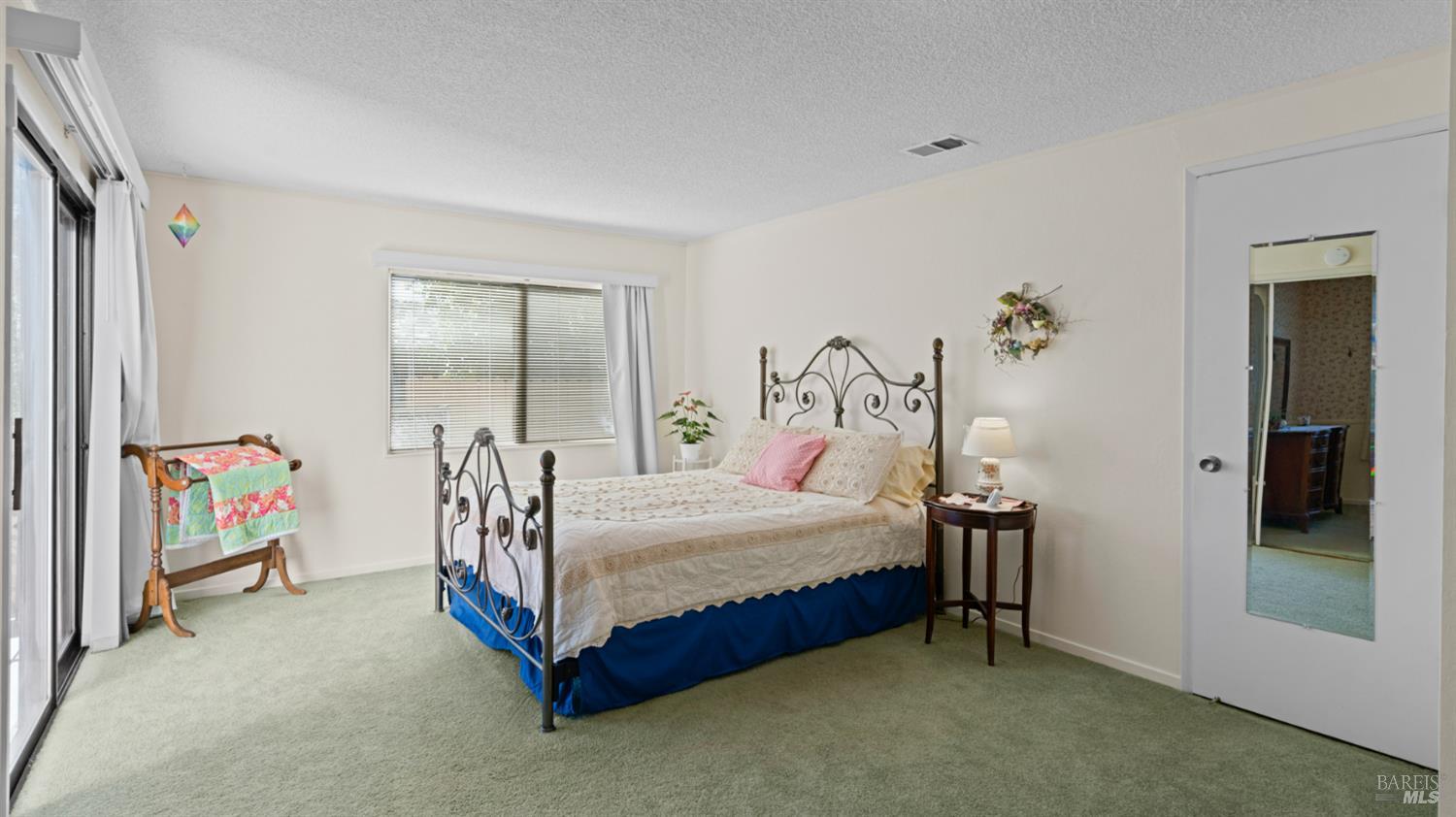 Detail Gallery Image 49 of 83 For 1104 Birch Dr, Petaluma,  CA 94952 - 5 Beds | 2 Baths