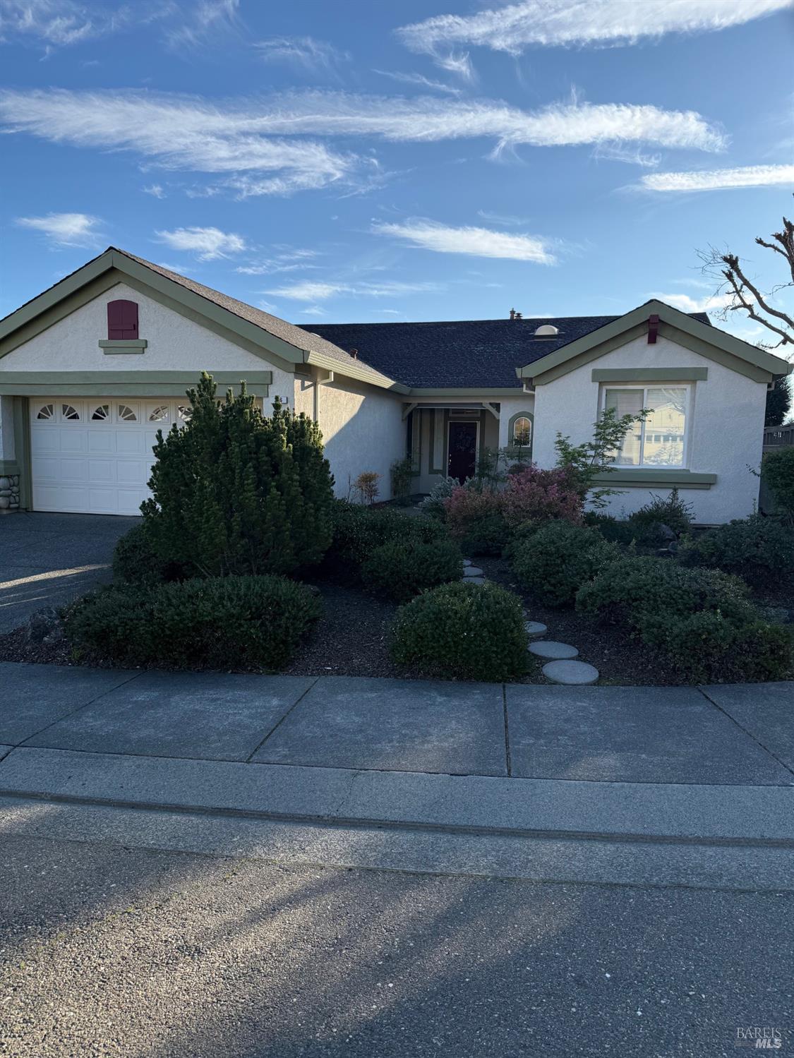 Front Image Thumbnail for BA326023567