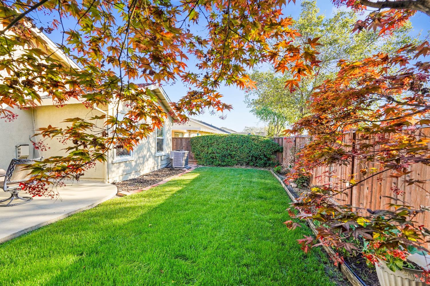 Detail Gallery Image 20 of 26 For 379 Grand Canyon Dr, Vacaville,  CA 95687 - 2 Beds | 2 Baths