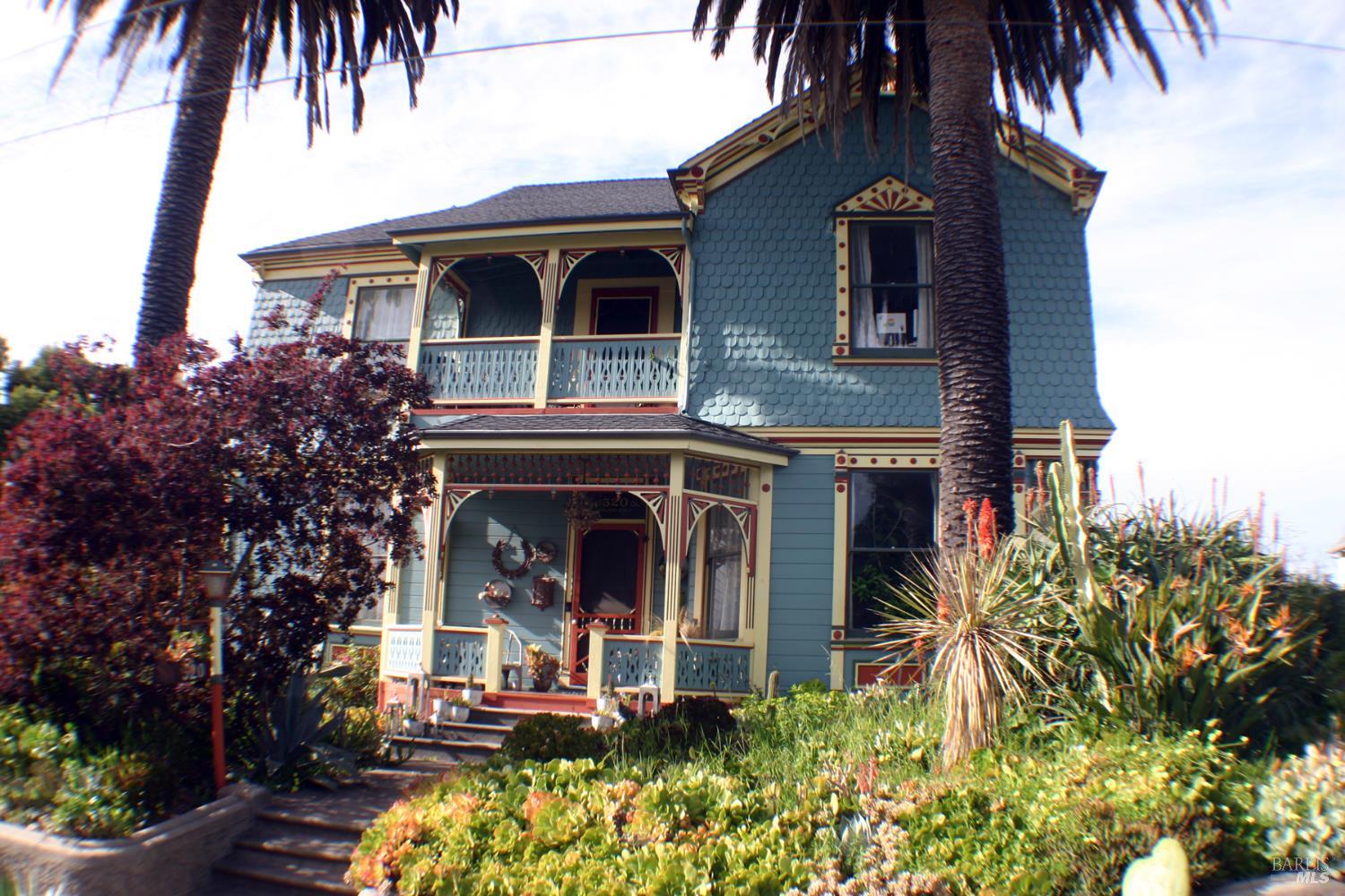 Detail Gallery Image 5 of 27 For 518 Galland St, Petaluma,  CA 94952 - 5 Beds | 2 Baths