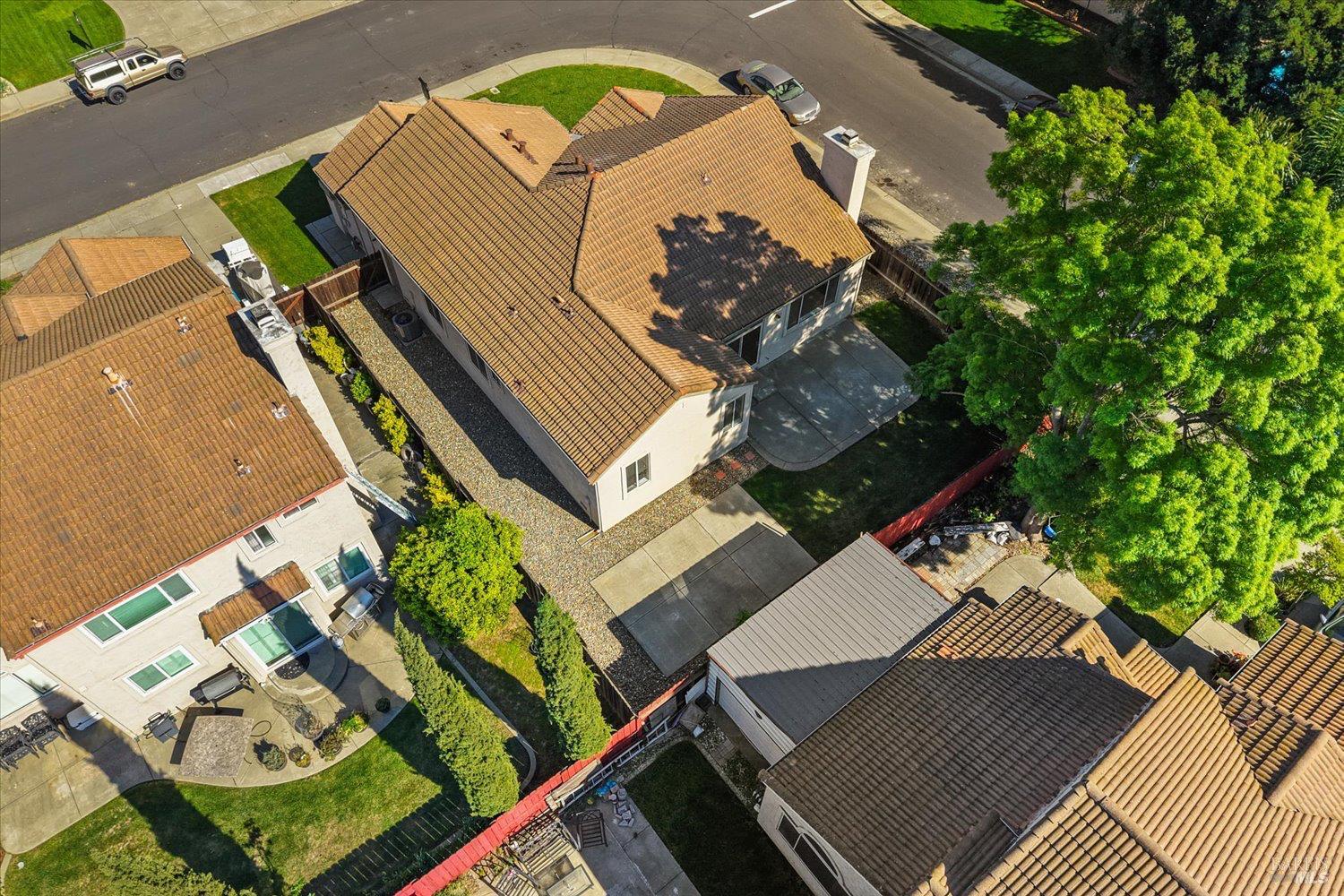 Detail Gallery Image 54 of 58 For 212 Laurelwood Way, Vacaville,  CA 95687 - 3 Beds | 2 Baths