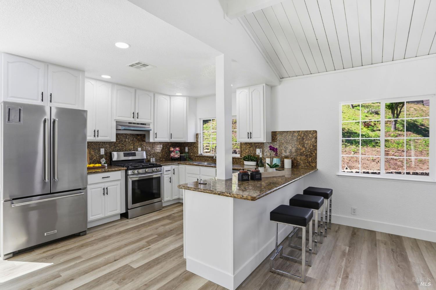 Detail Gallery Image 12 of 35 For 193 Sunrise Way, Vallejo,  CA 94591 - 4 Beds | 2 Baths