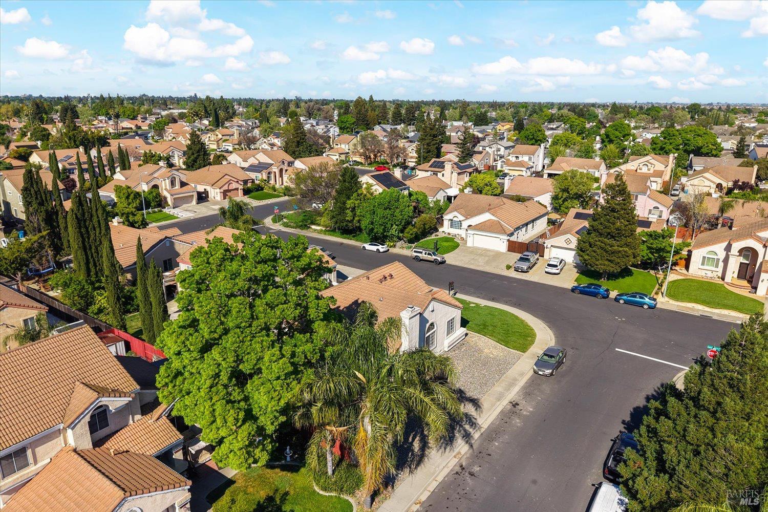 Detail Gallery Image 56 of 58 For 212 Laurelwood Way, Vacaville,  CA 95687 - 3 Beds | 2 Baths