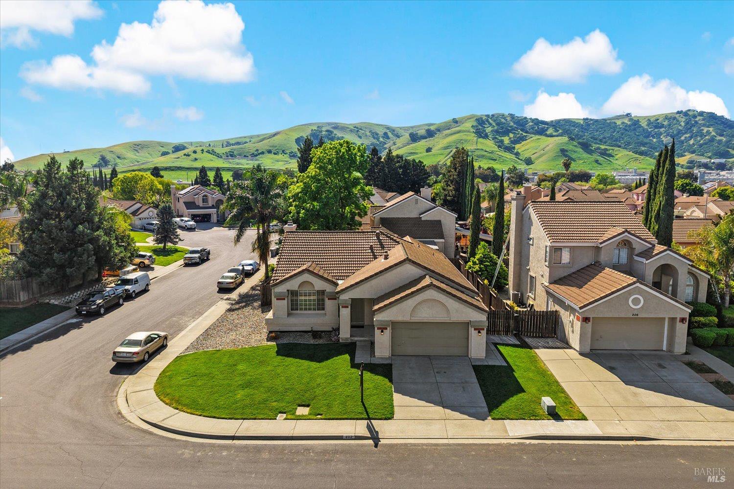 Detail Gallery Image 57 of 58 For 212 Laurelwood Way, Vacaville,  CA 95687 - 3 Beds | 2 Baths