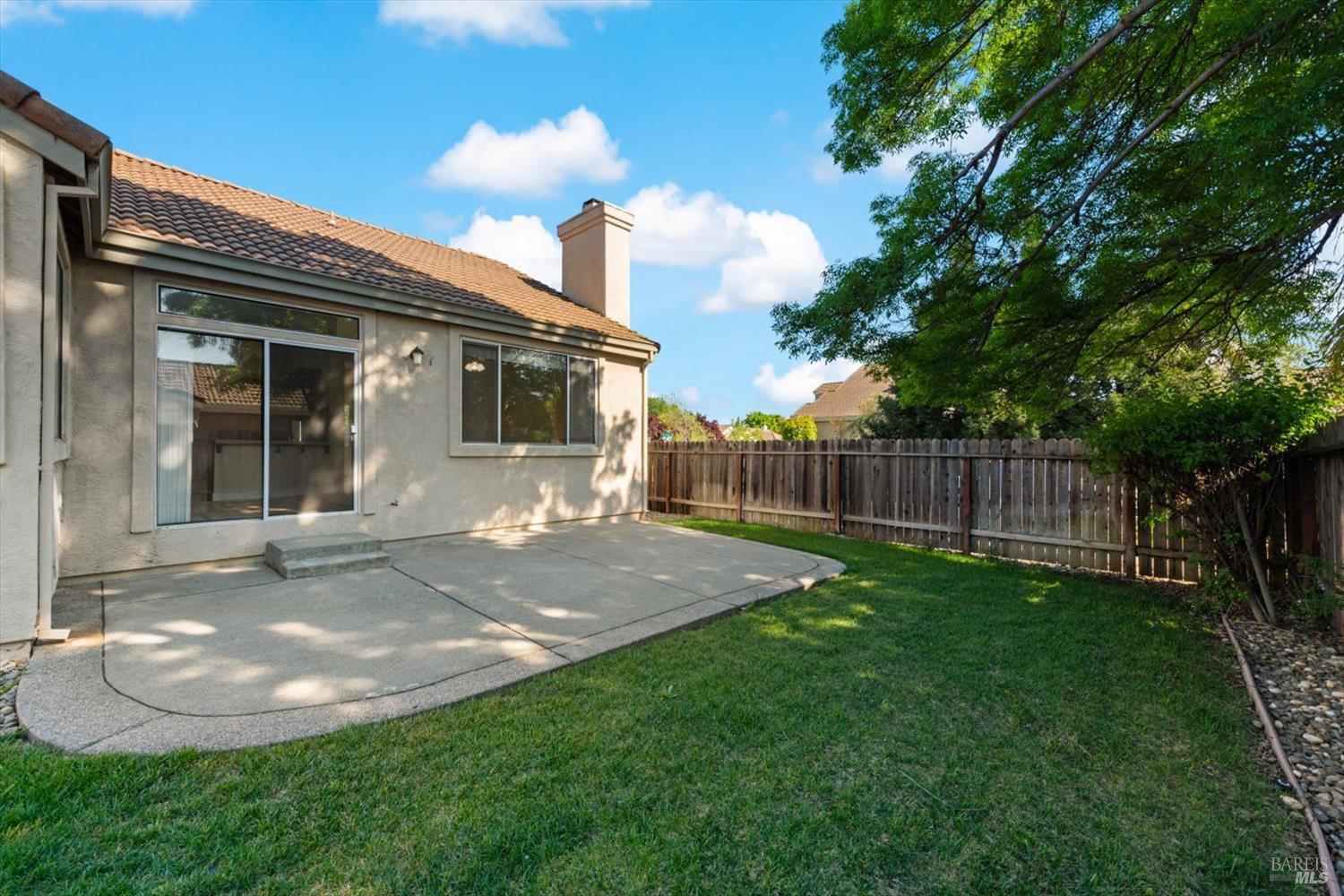 Detail Gallery Image 45 of 58 For 212 Laurelwood Way, Vacaville,  CA 95687 - 3 Beds | 2 Baths