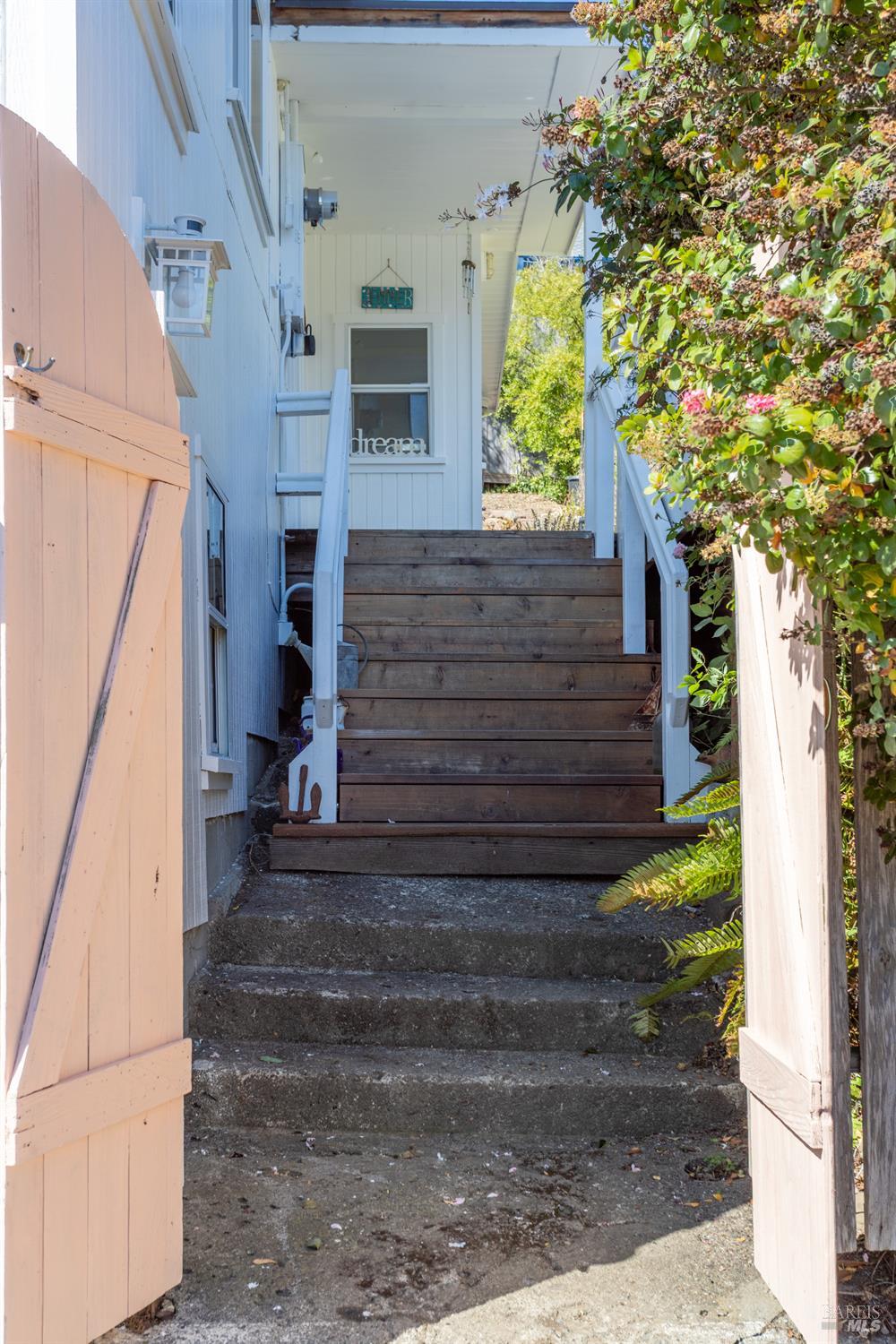 Detail Gallery Image 41 of 65 For 9500 El Camino Aly, Jenner,  CA 95450 - 2 Beds | 2 Baths