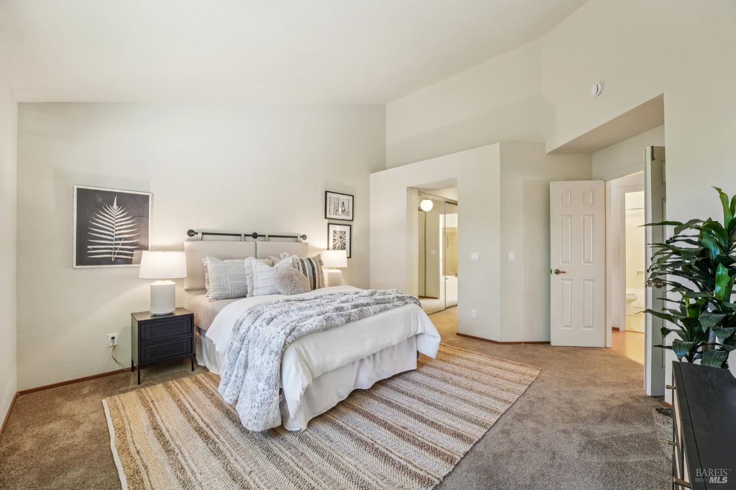 Detail Gallery Image 26 of 67 For 22 Saint Matthews Ct, Sonoma,  CA 95476 - 2 Beds | 2 Baths