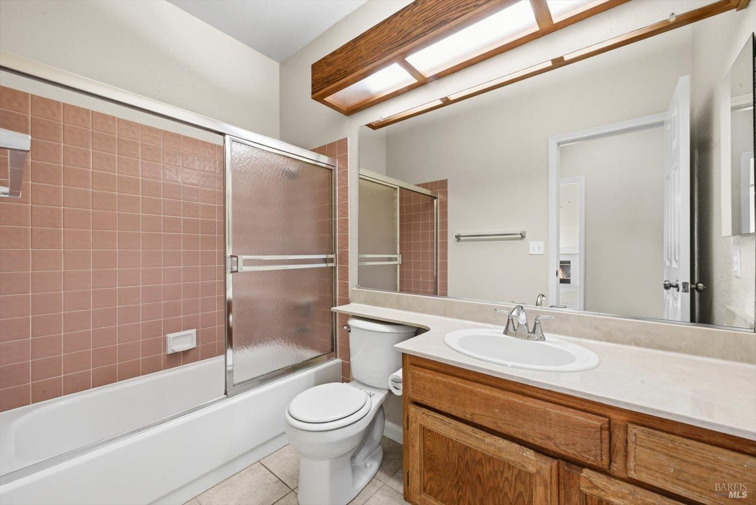 Detail Gallery Image 28 of 58 For 212 Laurelwood Way, Vacaville,  CA 95687 - 3 Beds | 2 Baths