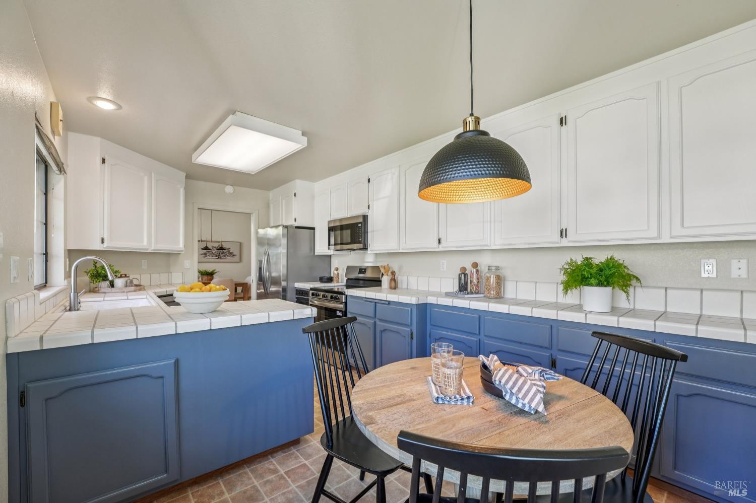 Detail Gallery Image 22 of 67 For 22 Saint Matthews Ct, Sonoma,  CA 95476 - 2 Beds | 2 Baths