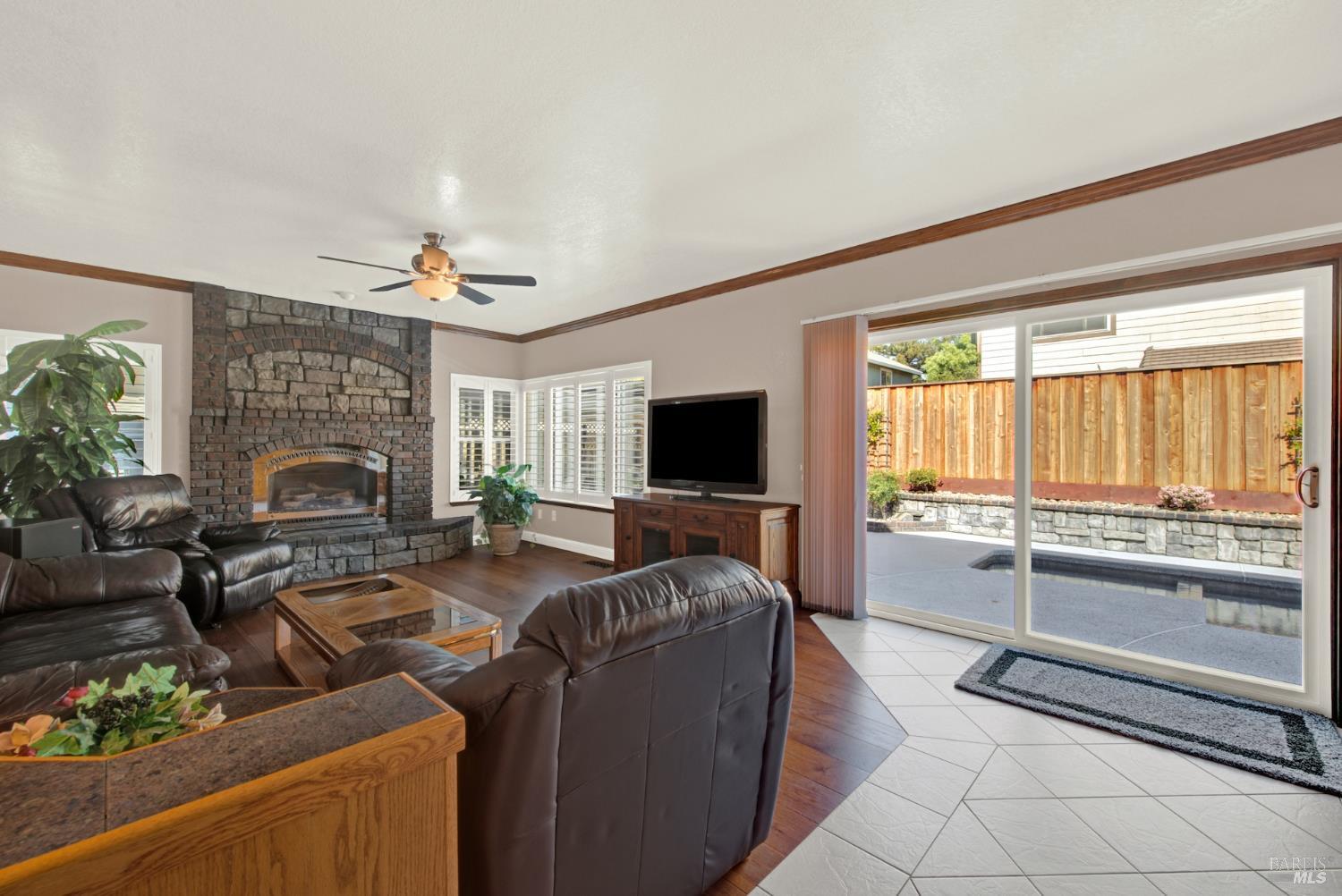 Detail Gallery Image 28 of 74 For 590 Laramie Way, Vacaville,  CA 95688 - 4 Beds | 3 Baths