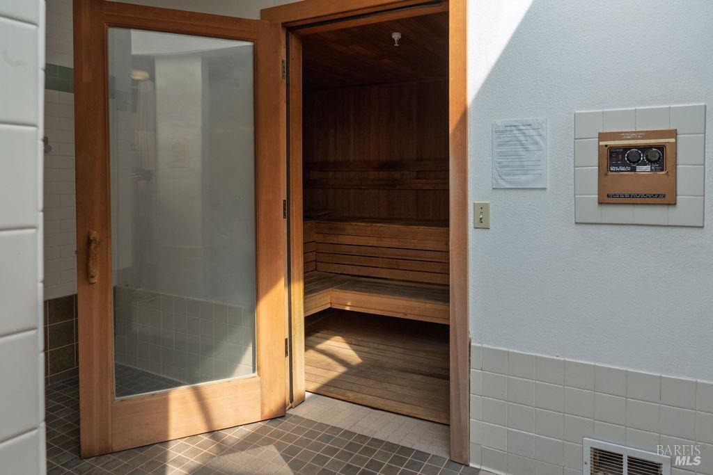 Detail Gallery Image 37 of 60 For 1201 Brickyard Way #211,  Richmond,  CA 94801 - 2 Beds | 2 Baths