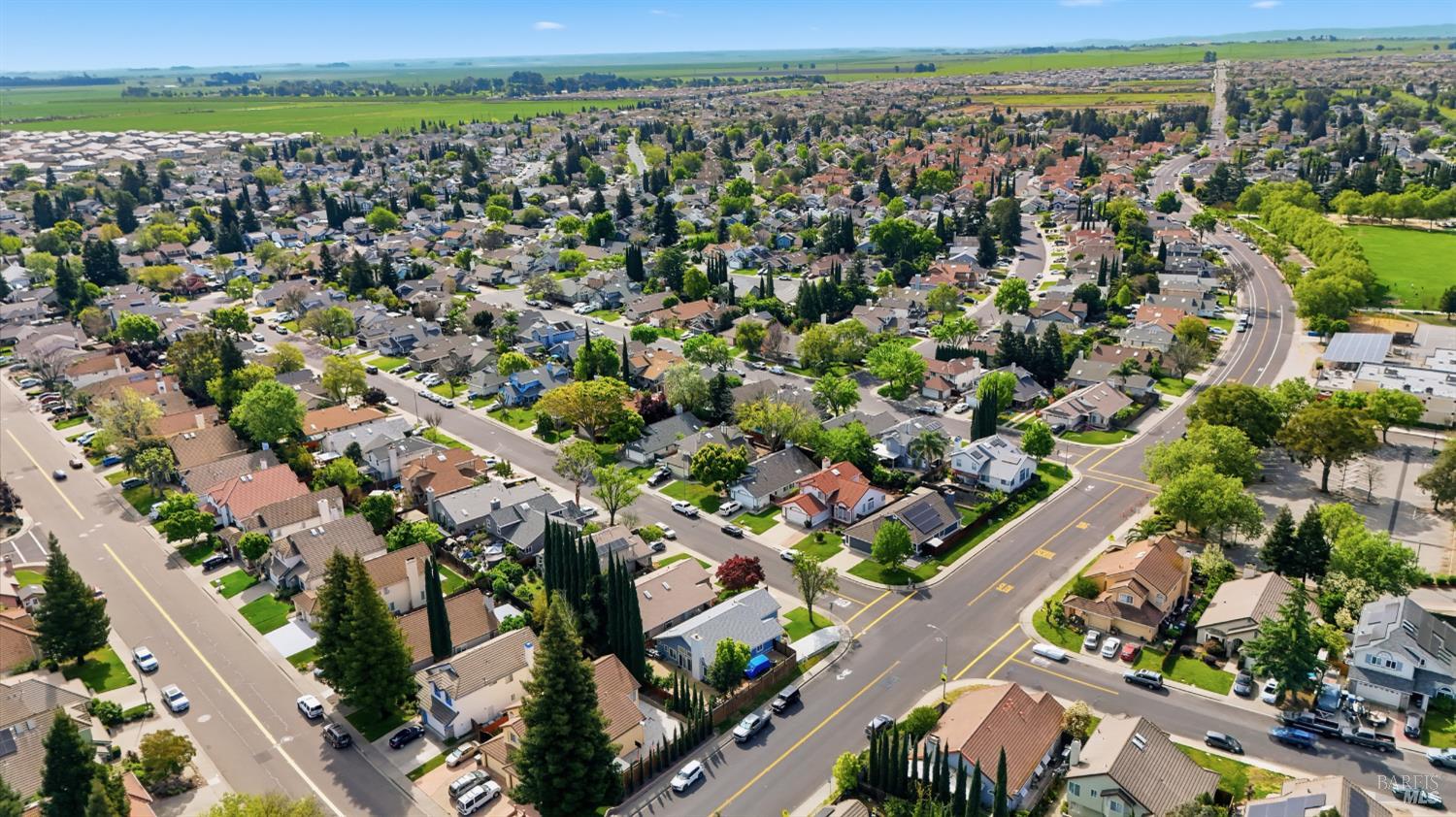 Detail Gallery Image 40 of 42 For 701 Oak Brook Dr, Vacaville,  CA 95687 - 3 Beds | 2 Baths