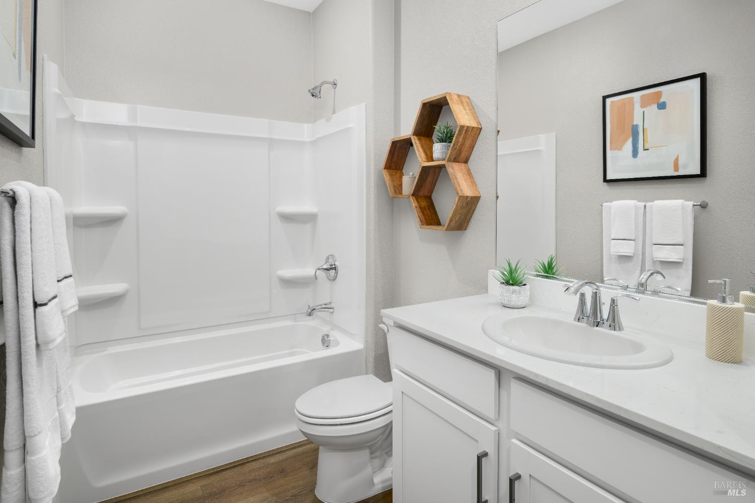 Detail Gallery Image 15 of 16 For 2465 Northridge Ln, Santa Rosa,  CA 95403 - 3 Beds | 2 Baths