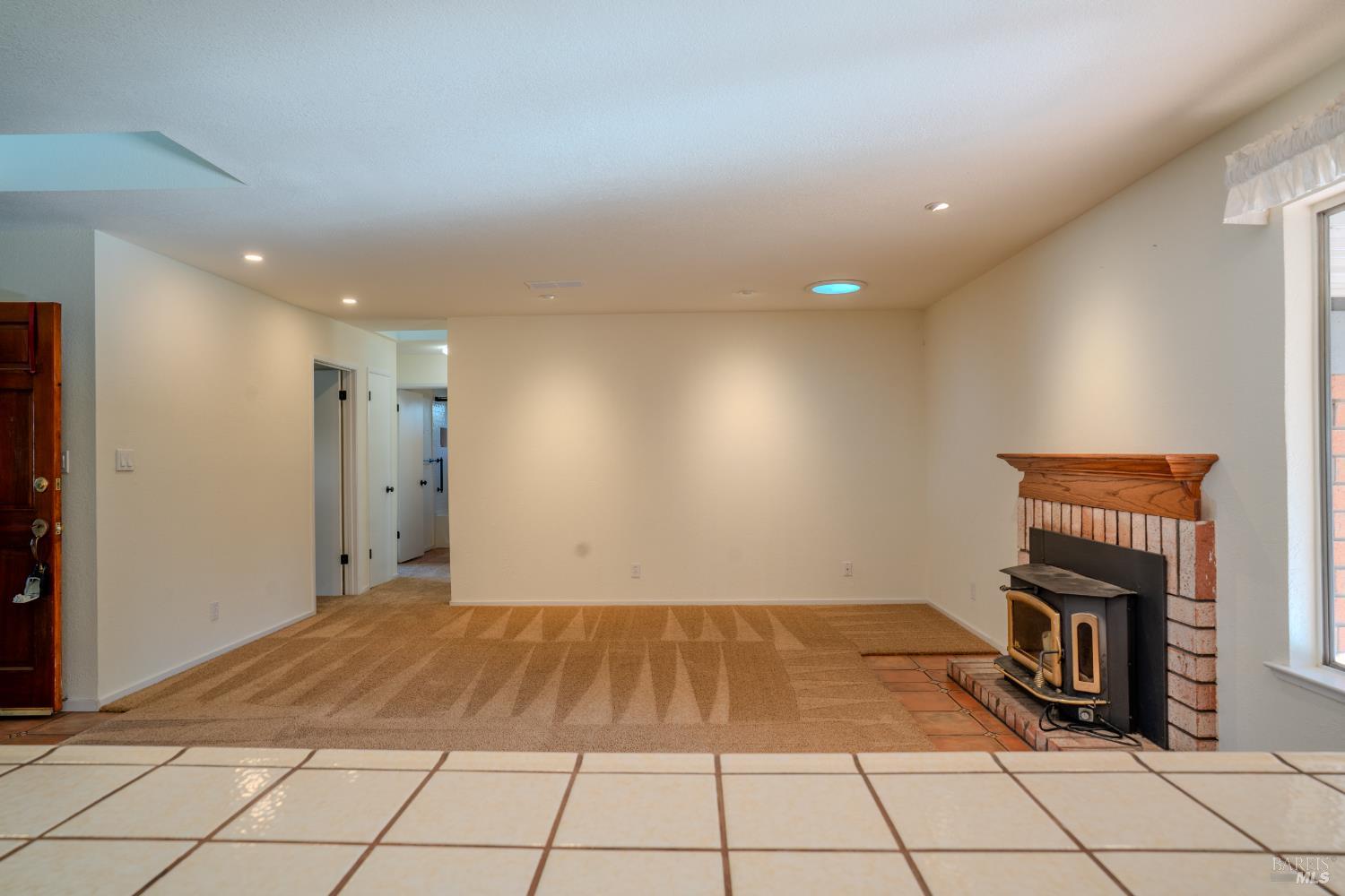 4215 Mataro Court photo 2