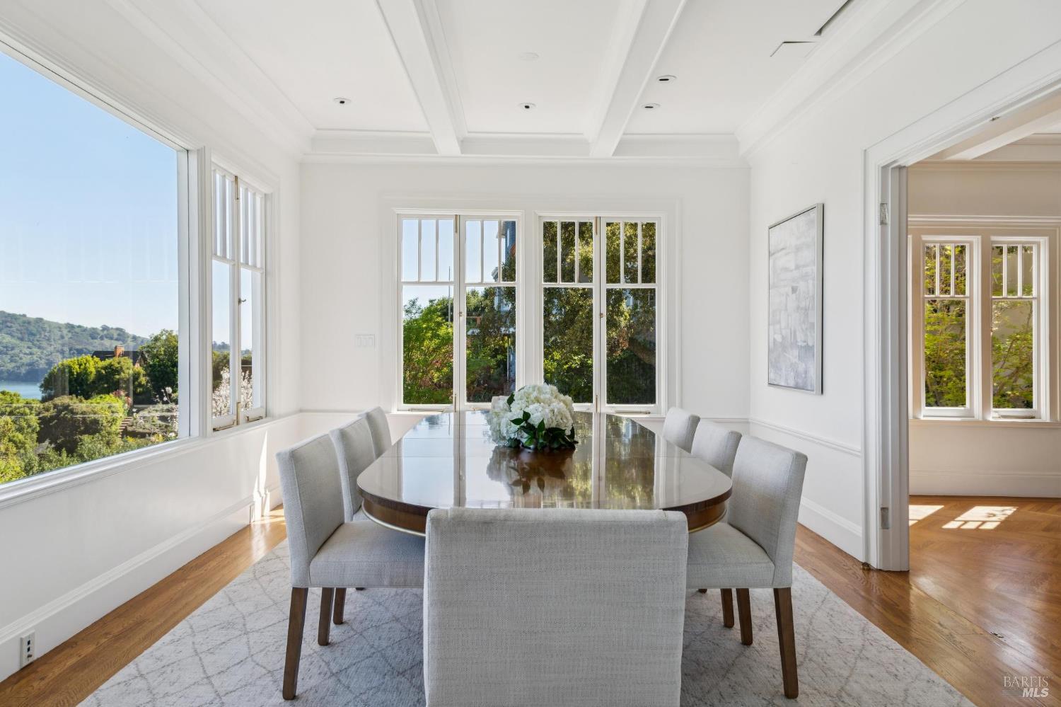 Detail Gallery Image 16 of 94 For 308 Golden Gate Ave, Belvedere,  CA 94920 - 8 Beds | 7/2 Baths