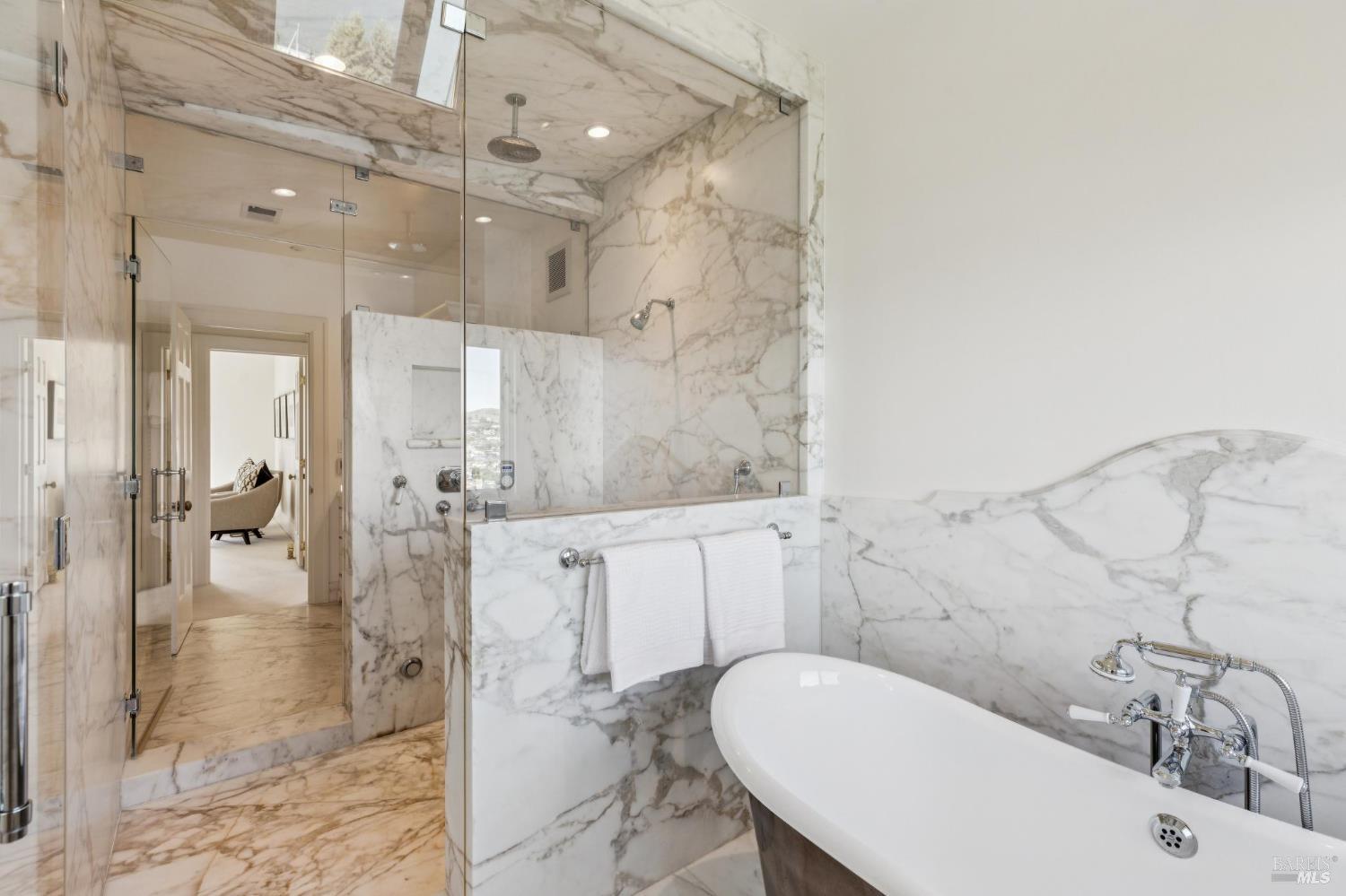 Detail Gallery Image 46 of 94 For 308 Golden Gate Ave, Belvedere,  CA 94920 - 8 Beds | 7/2 Baths