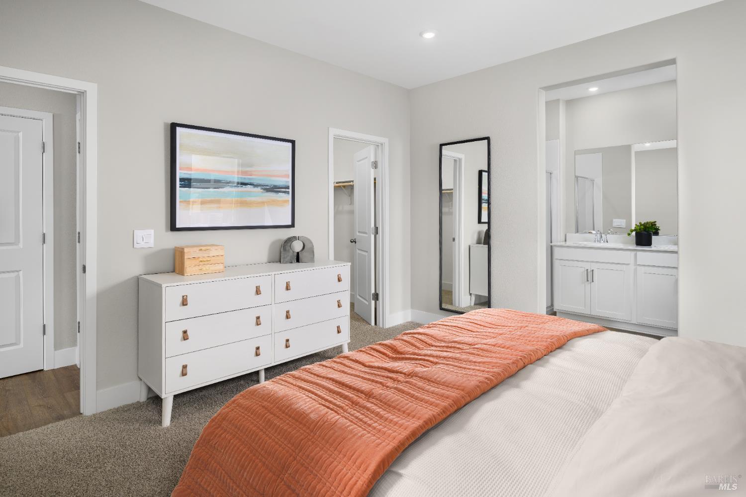 Detail Gallery Image 10 of 16 For 2465 Northridge Ln, Santa Rosa,  CA 95403 - 3 Beds | 2 Baths