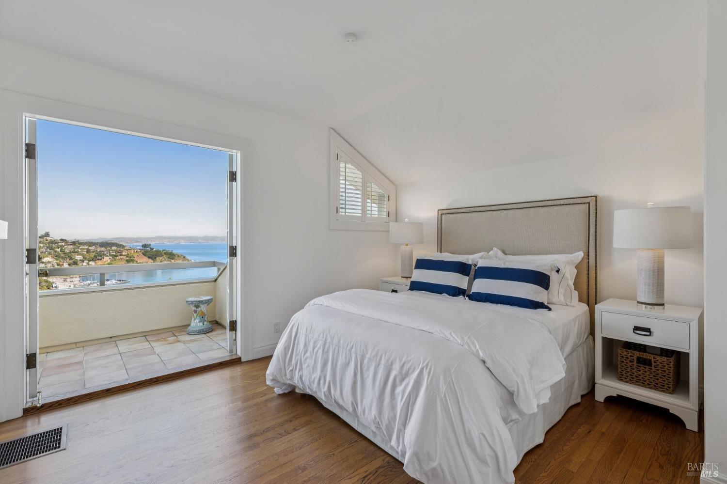 Detail Gallery Image 58 of 94 For 308 Golden Gate Ave, Belvedere,  CA 94920 - 8 Beds | 7/2 Baths