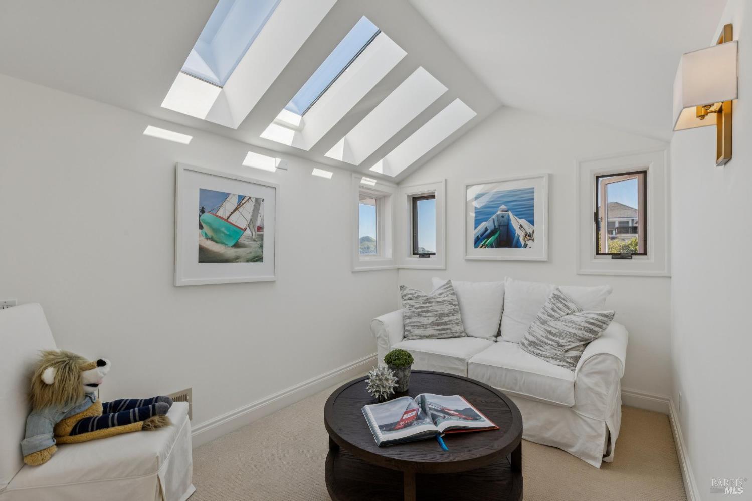 Detail Gallery Image 64 of 94 For 308 Golden Gate Ave, Belvedere,  CA 94920 - 8 Beds | 7/2 Baths