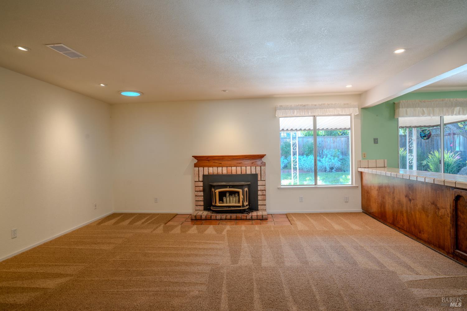 4215 Mataro Court photo 3