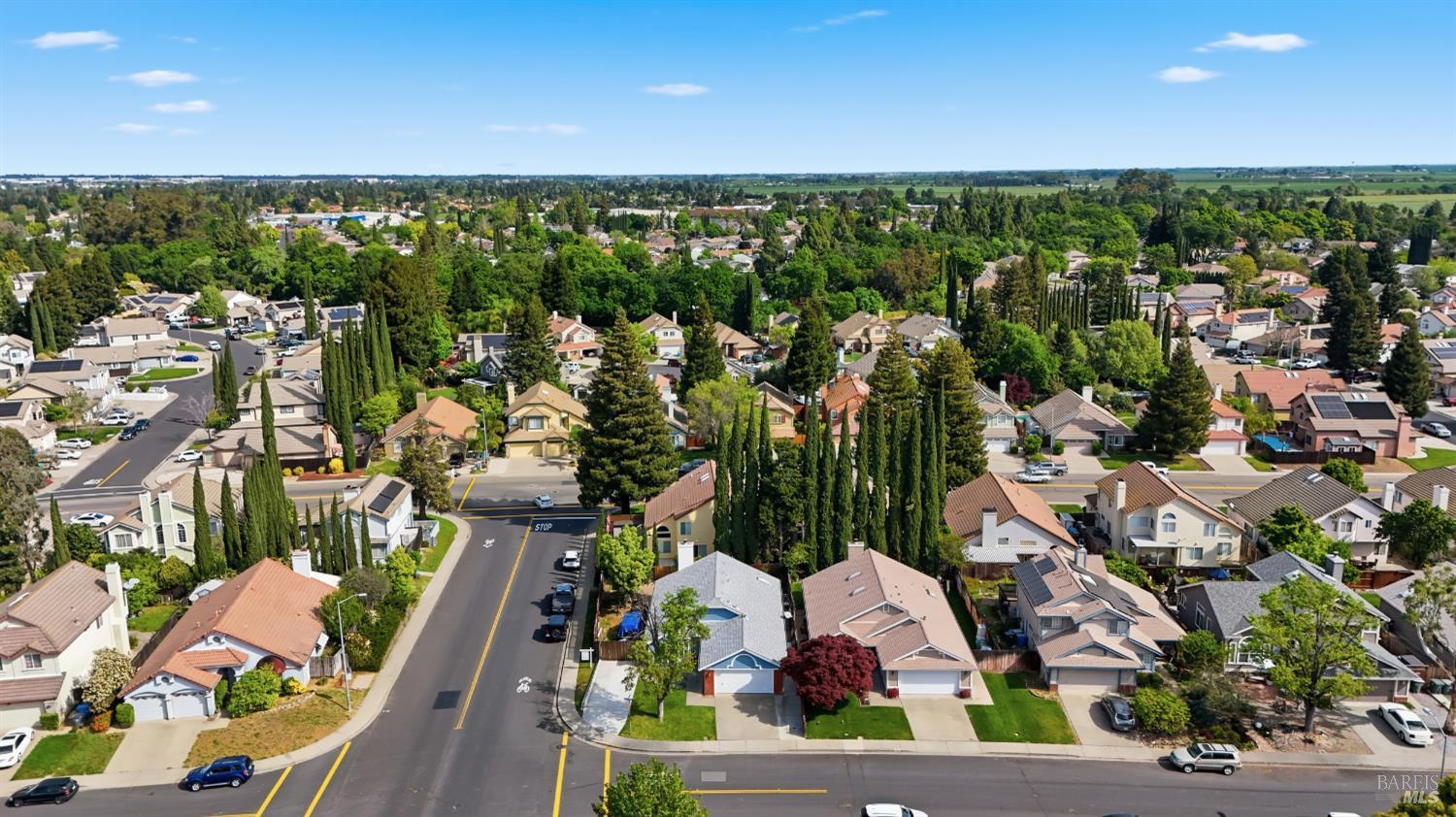 Detail Gallery Image 36 of 42 For 701 Oak Brook Dr, Vacaville,  CA 95687 - 3 Beds | 2 Baths