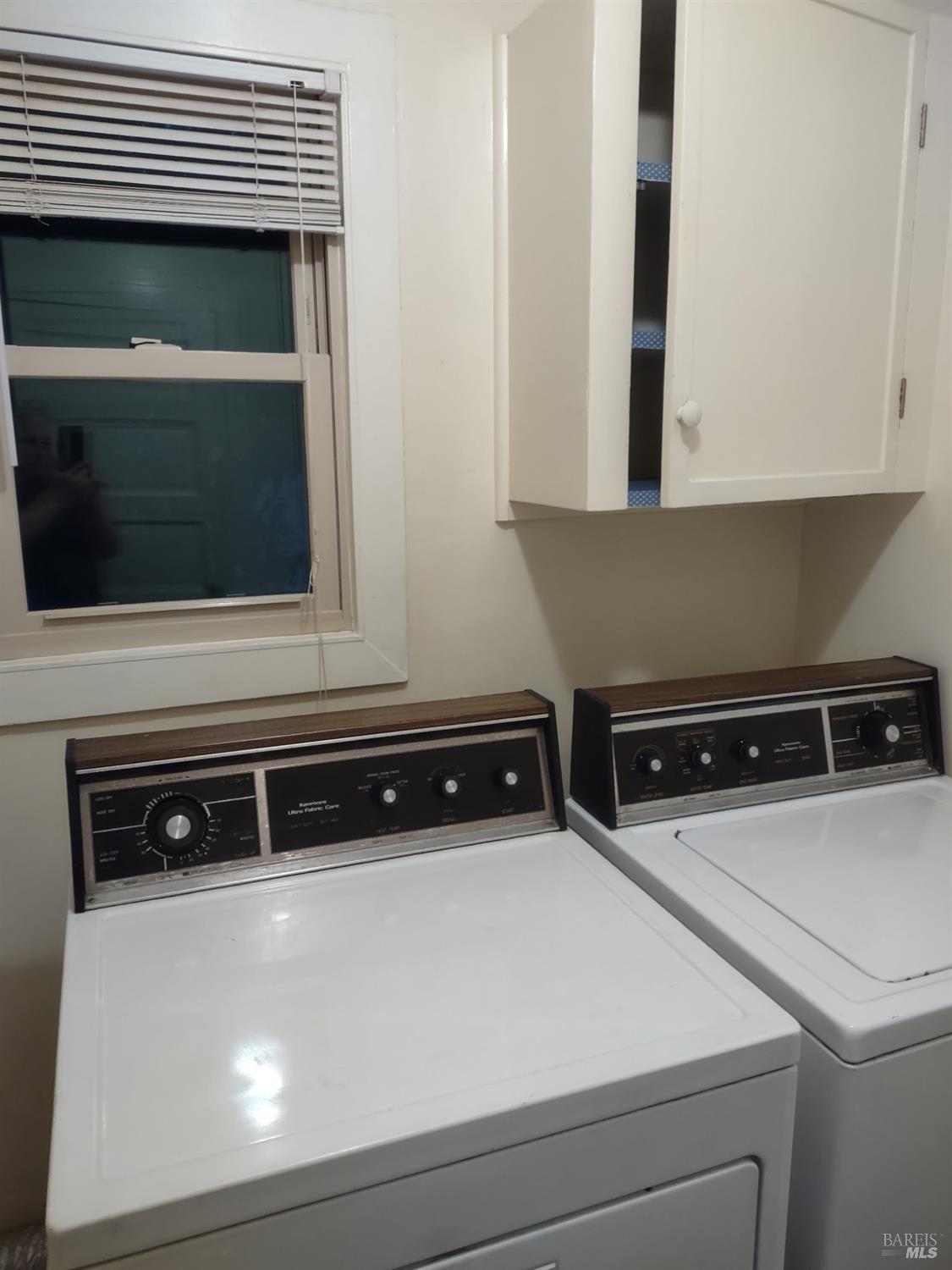 Detail Gallery Image 15 of 23 For 16 Frances St, San Rafael,  CA 94901 - 3 Beds | 1 Baths