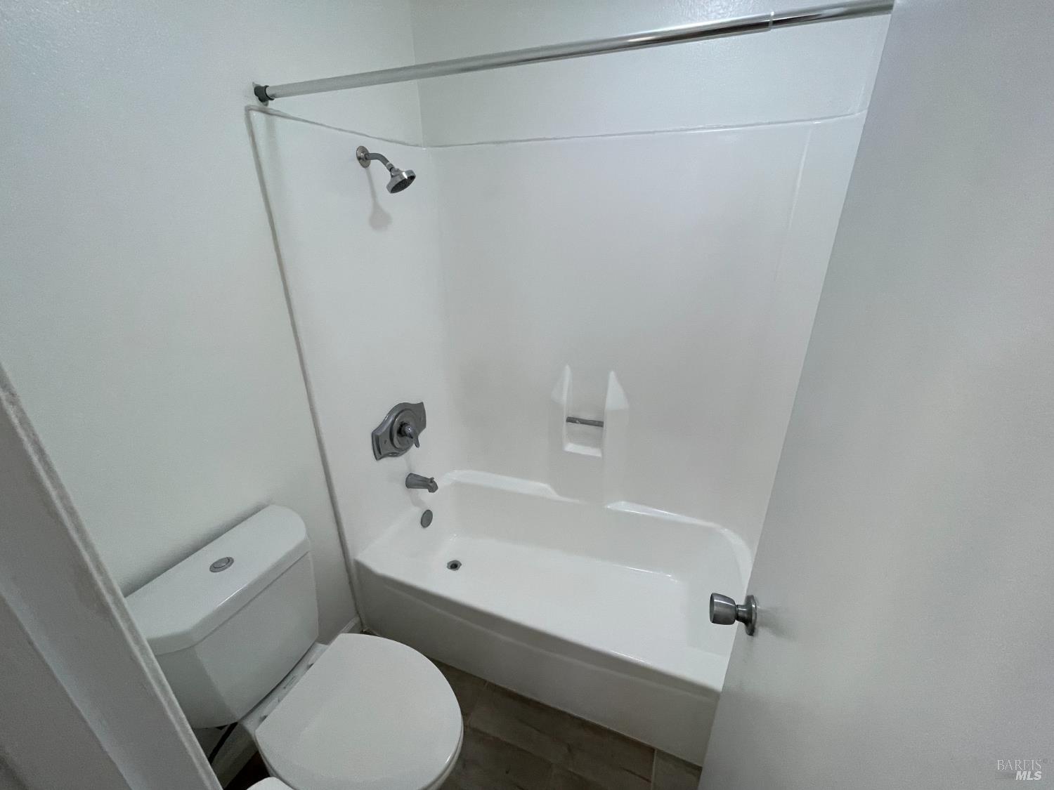 Detail Gallery Image 15 of 29 For 1333 N Camino Alto Unkn #130,  Vallejo,  CA 94589 - 2 Beds | 2 Baths