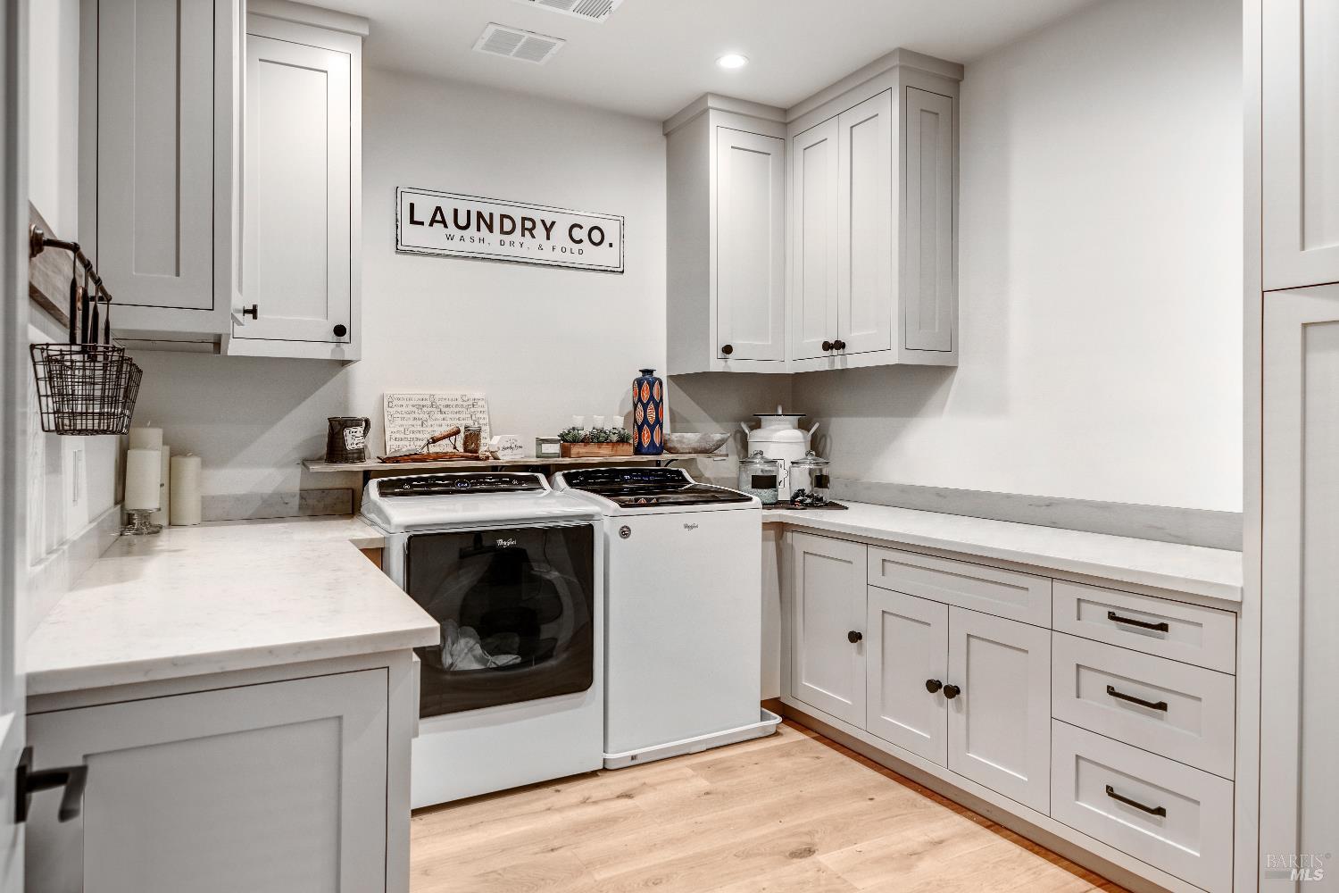 Detail Gallery Image 29 of 64 For 85 W Trinity Rd, Glen Ellen,  CA 95442 - 4 Beds | 5/2 Baths