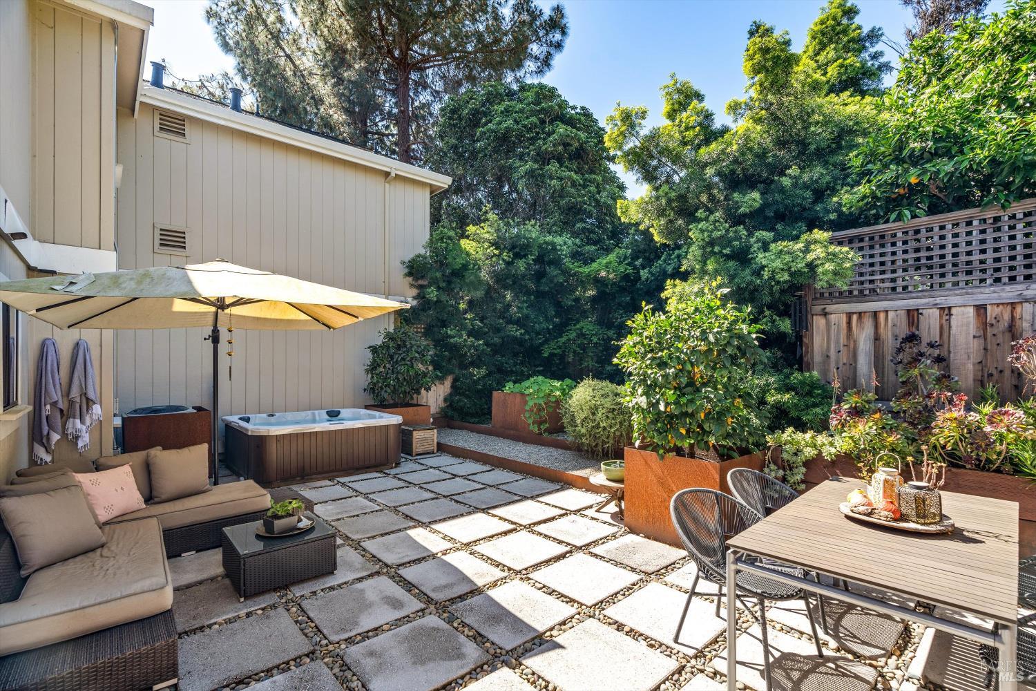 Detail Gallery Image 25 of 38 For 346 Piper St, Healdsburg,  CA 95448 - 2 Beds | 1/1 Baths