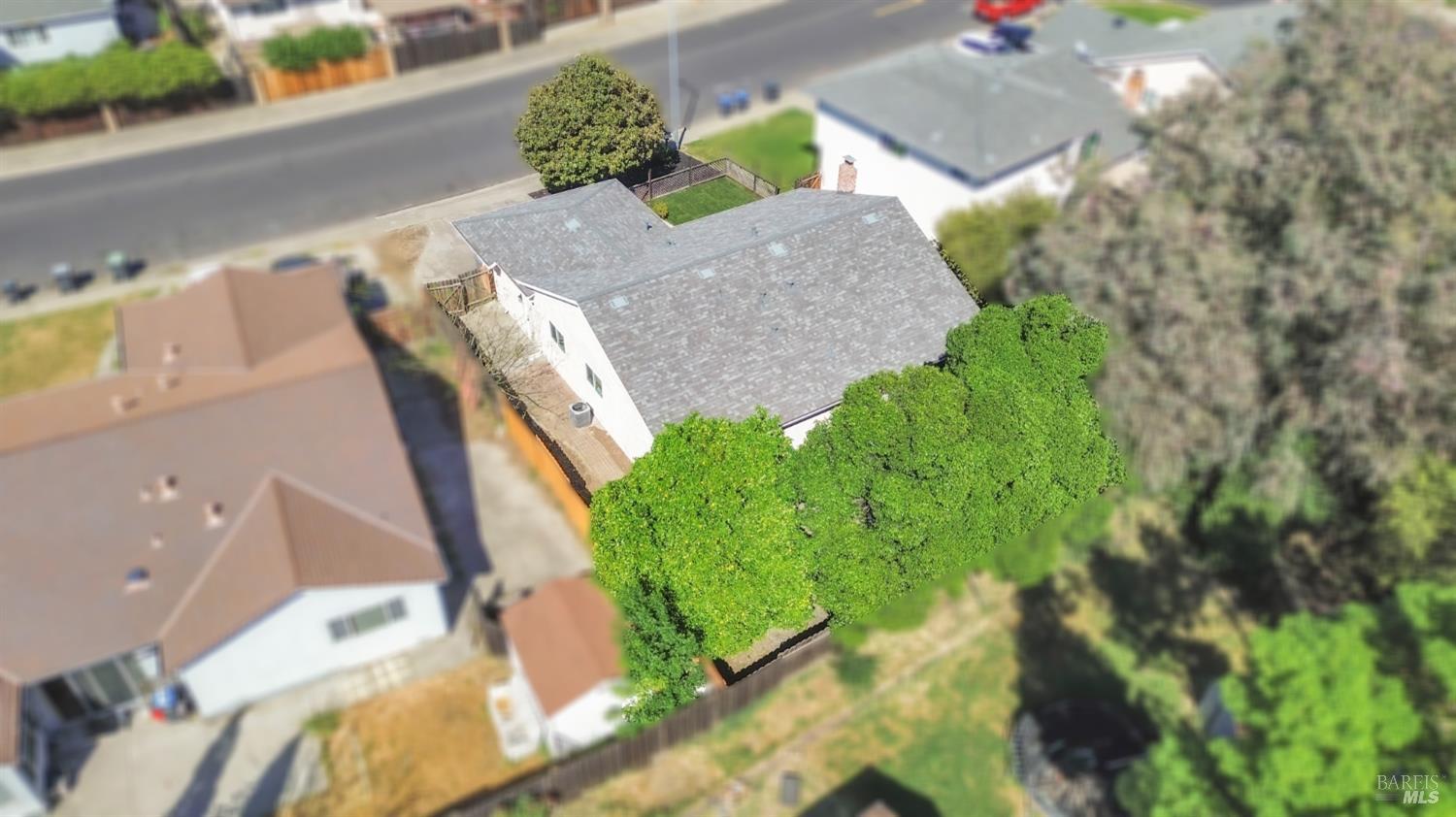 Detail Gallery Image 40 of 45 For 793 Marigold Dr, Fairfield,  CA 94533 - 4 Beds | 2 Baths