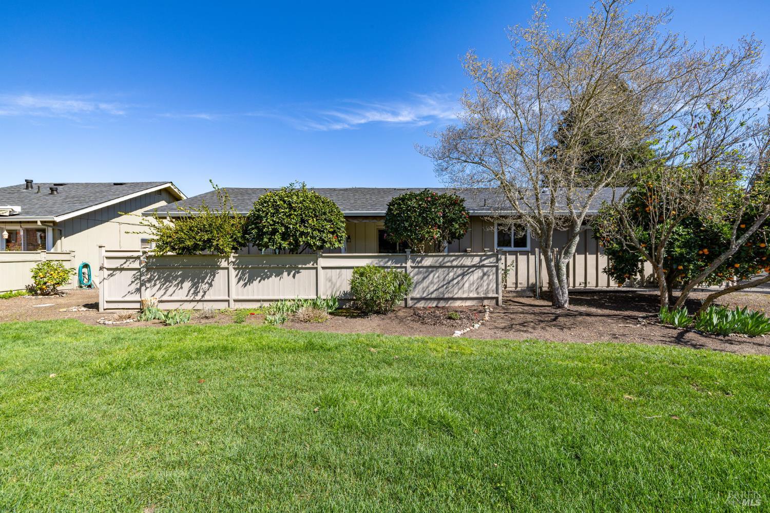 Detail Gallery Image 39 of 46 For 96 Aspen Meadows Cir, Santa Rosa,  CA 95409 - 3 Beds | 2 Baths