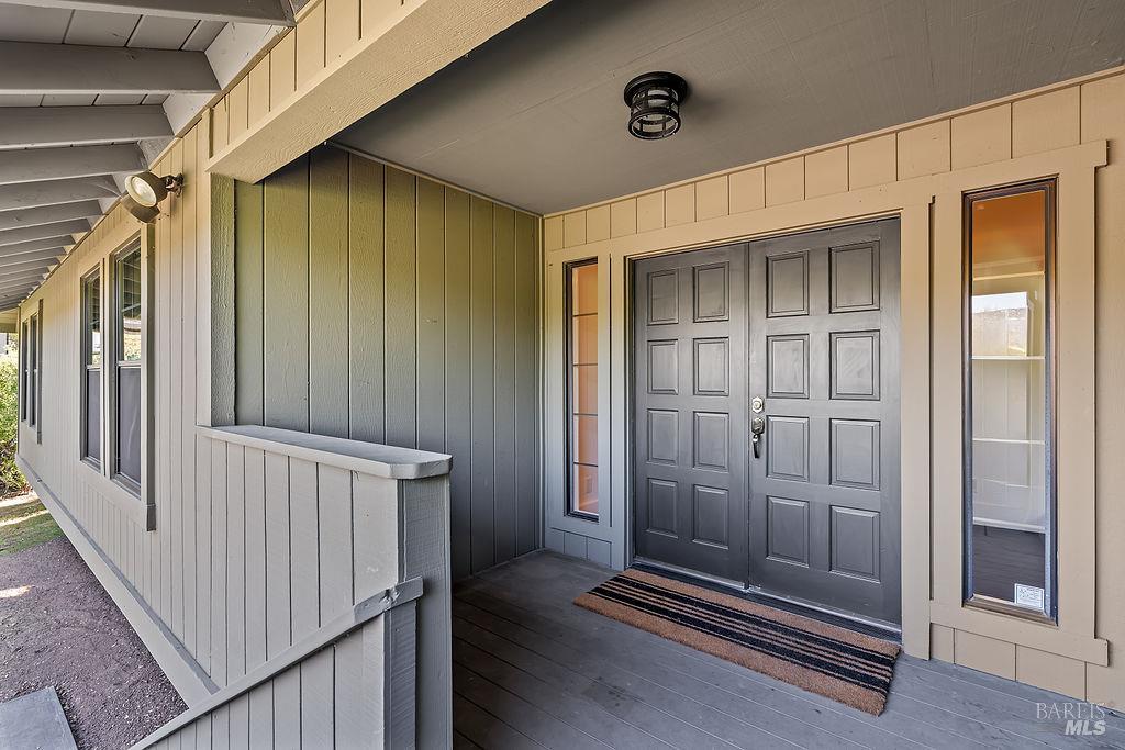 Detail Gallery Image 4 of 58 For 549 Catherine Ct, Santa Rosa,  CA 95409 - 3 Beds | 2/1 Baths