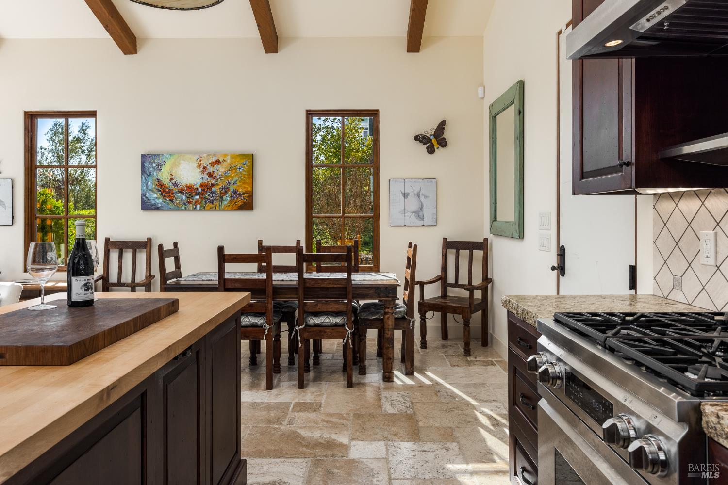 Detail Gallery Image 3 of 32 For 6550 Sunny Meadows Trl, Santa Rosa,  CA 95404 - 1 Beds | 1/1 Baths