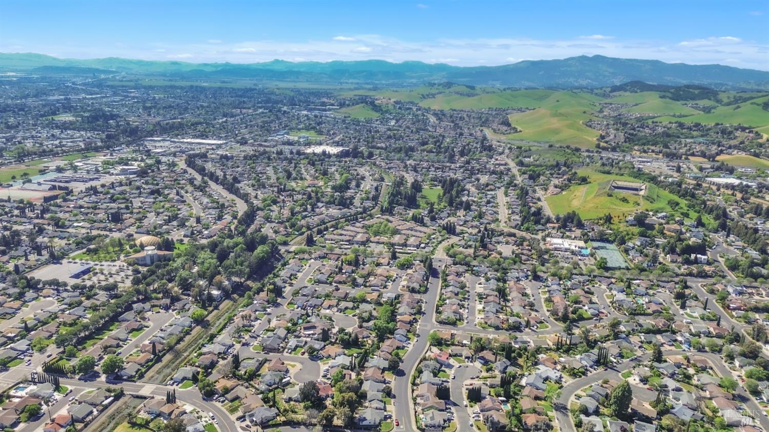 Detail Gallery Image 42 of 45 For 793 Marigold Dr, Fairfield,  CA 94533 - 4 Beds | 2 Baths