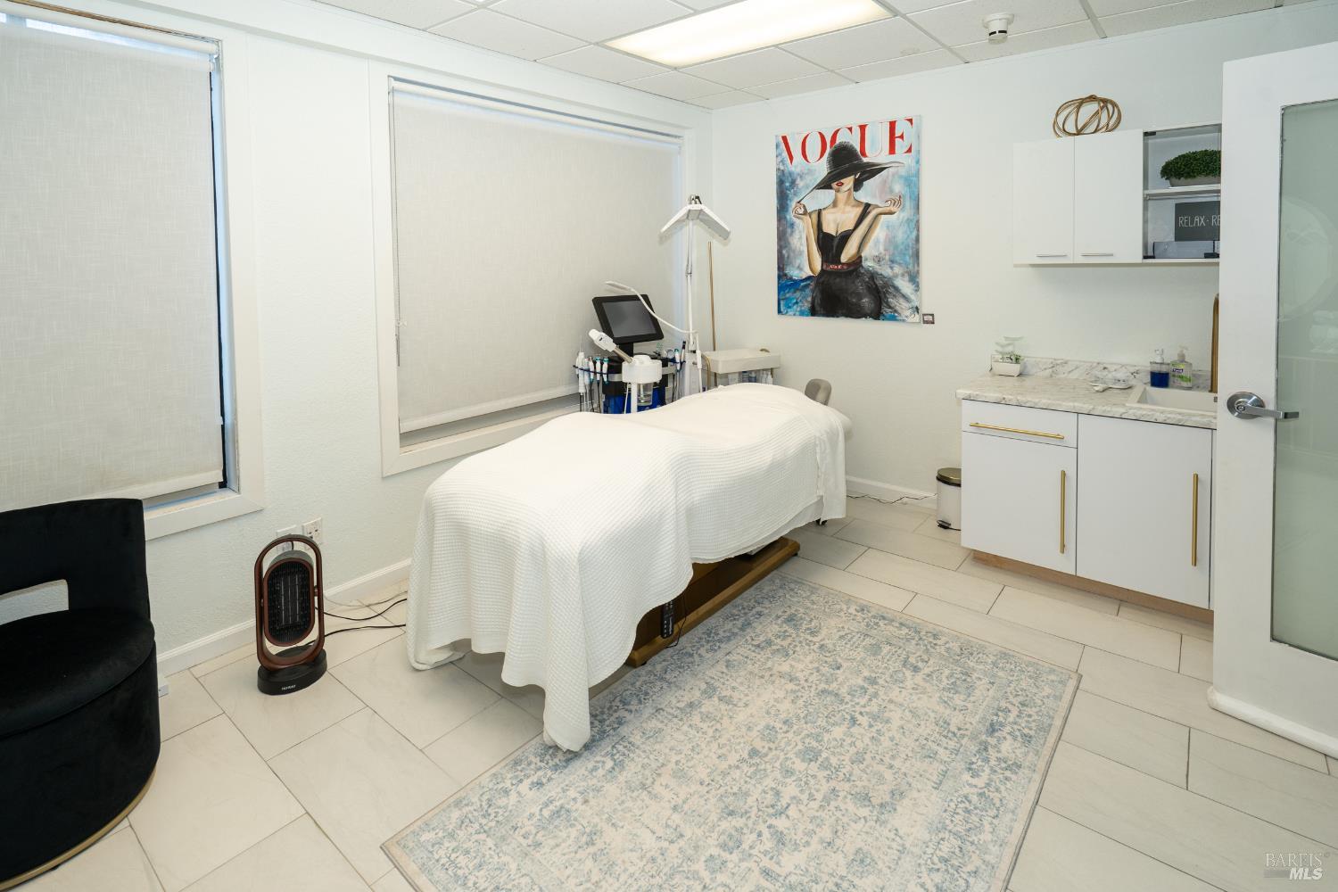 Detail Gallery Image 14 of 48 For 24 Professional Center Pkwy, San Rafael,  CA 94903 - – Beds | – Baths