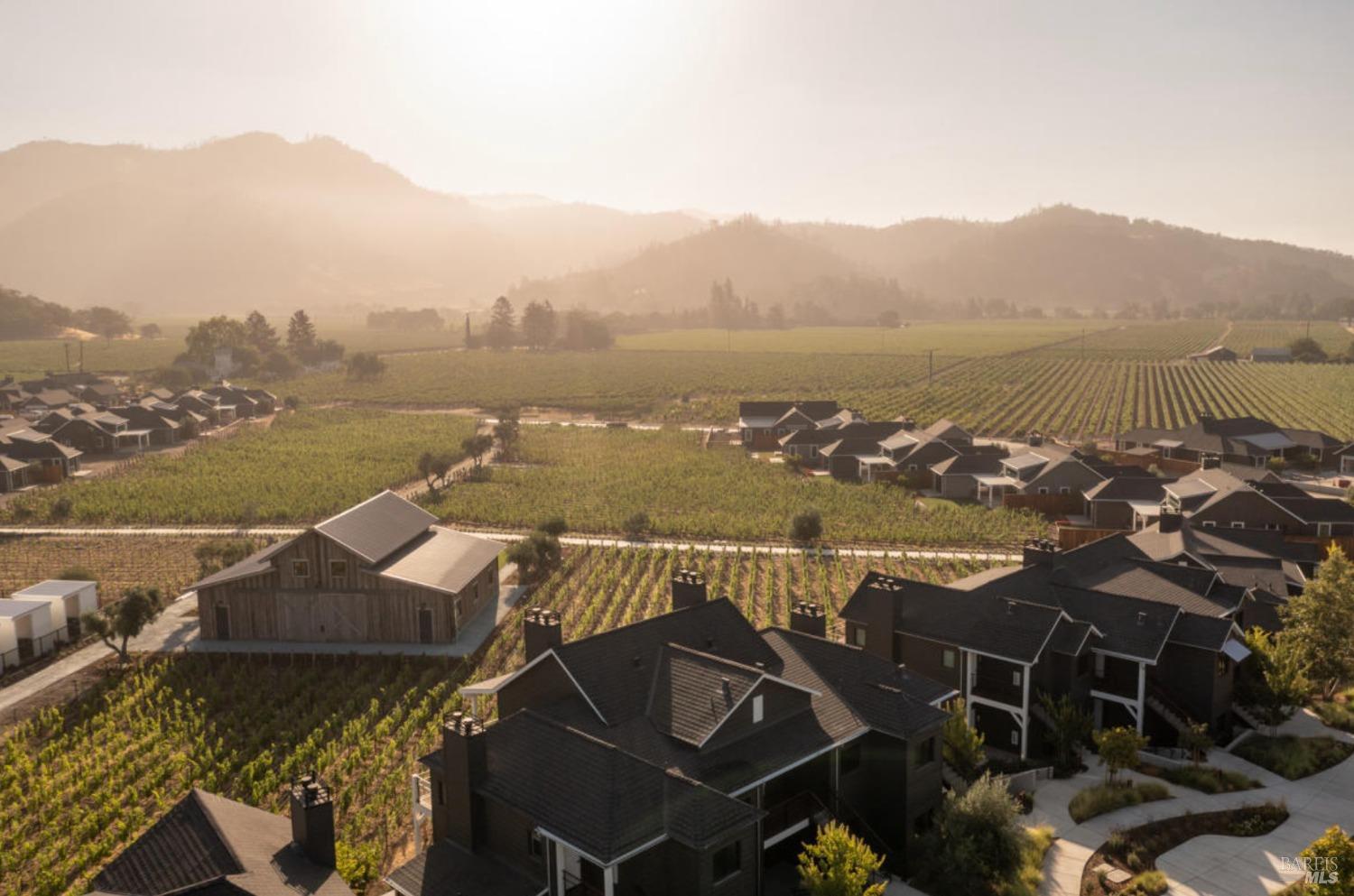 Detail Gallery Image 2 of 33 For 30 Lawley Ln, Calistoga,  CA 94515 - 3 Beds | 3/1 Baths