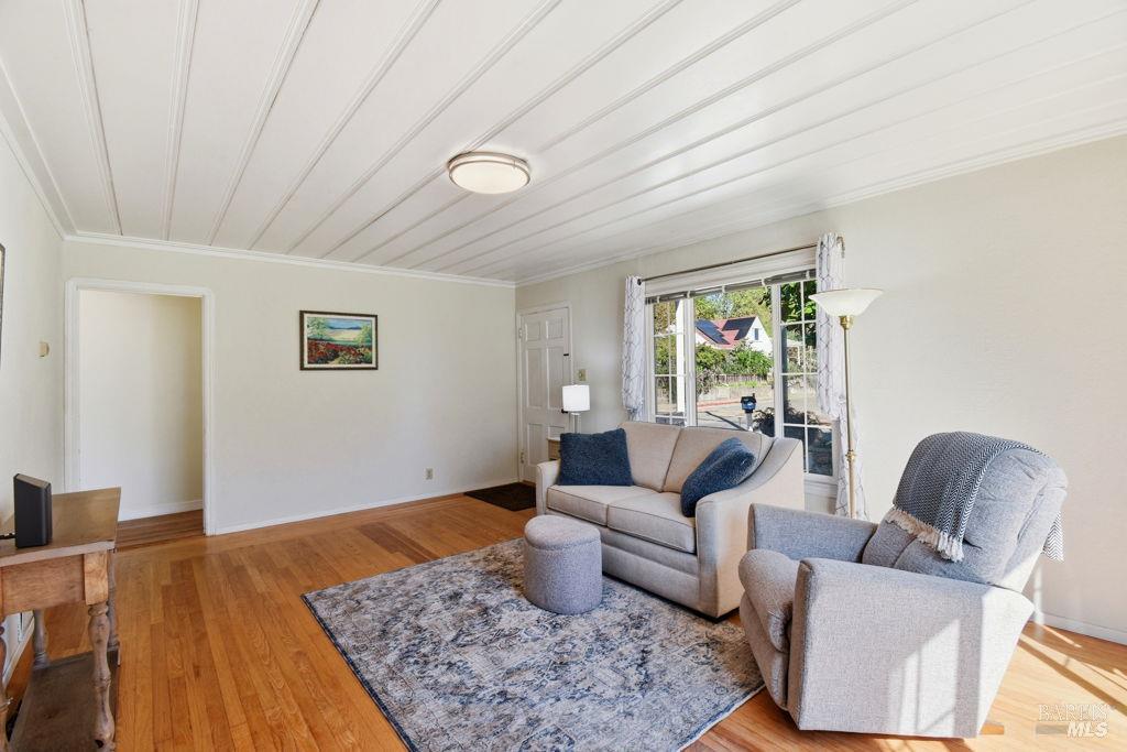 Detail Gallery Image 3 of 39 For 7265 Hayden Ave, Sebastopol,  CA 95472 - 2 Beds | 1 Baths