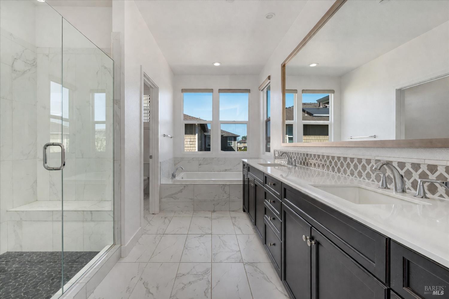 Detail Gallery Image 43 of 64 For 2521 Barley Ln, Santa Rosa,  CA 95403 - 5 Beds | 4 Baths