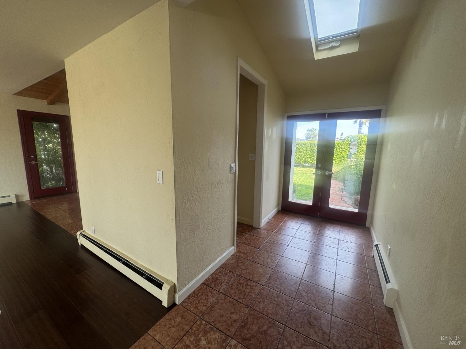 Detail Gallery Image 7 of 79 For 124 Montego Key, Novato,  CA 94949 - 4 Beds | 3 Baths