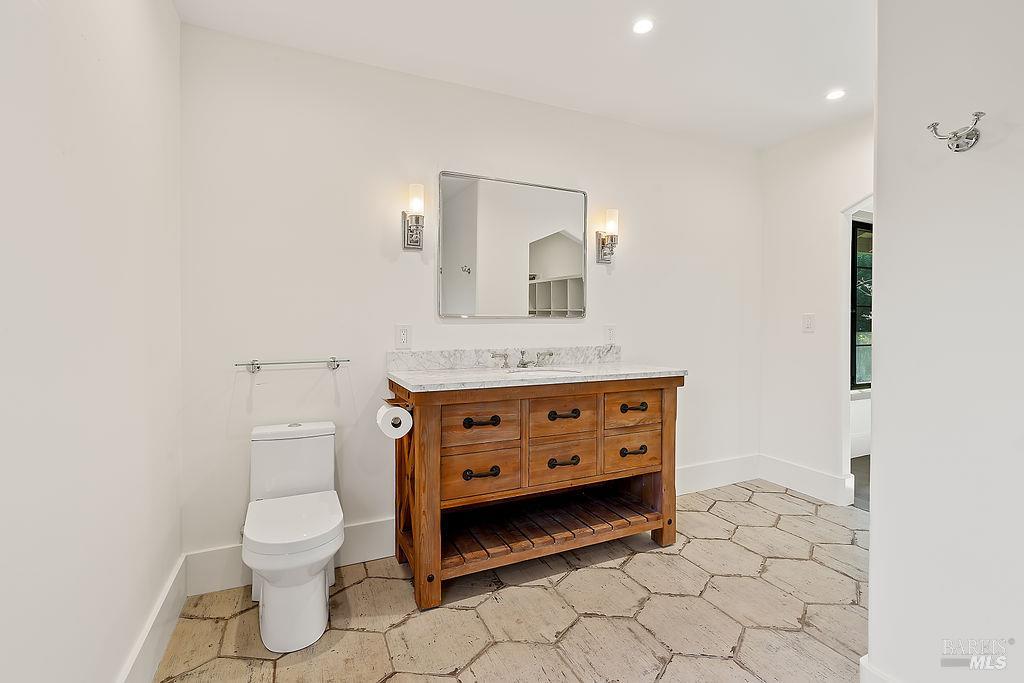 Detail Gallery Image 46 of 58 For 549 Catherine Ct, Santa Rosa,  CA 95409 - 3 Beds | 2/1 Baths