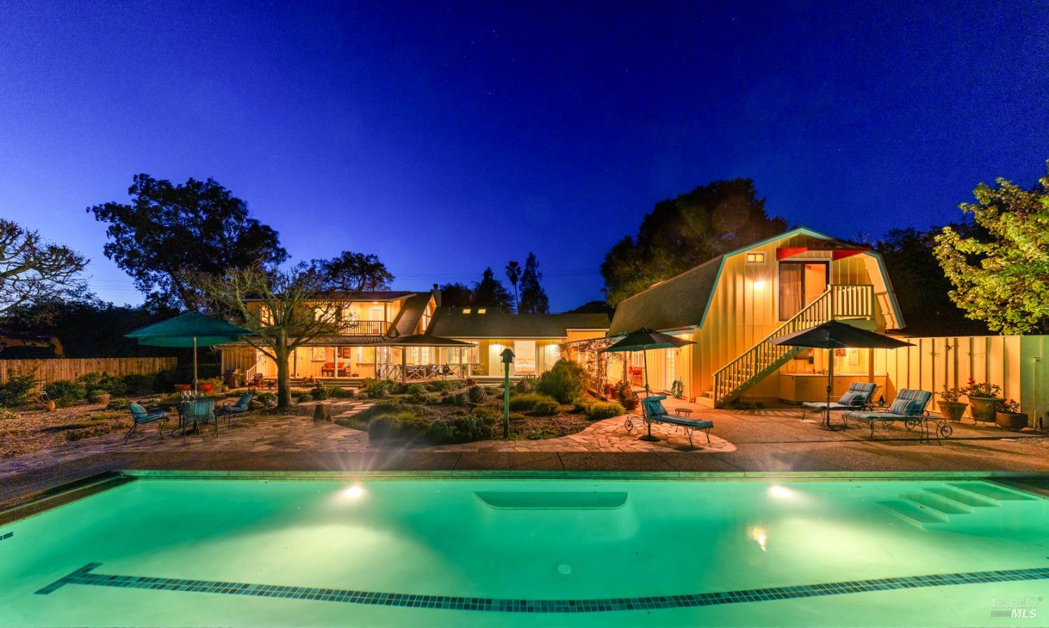 Detail Gallery Image 44 of 47 For 1245 Castle Rd, Sonoma,  CA 95476 - 2 Beds | 4/1 Baths