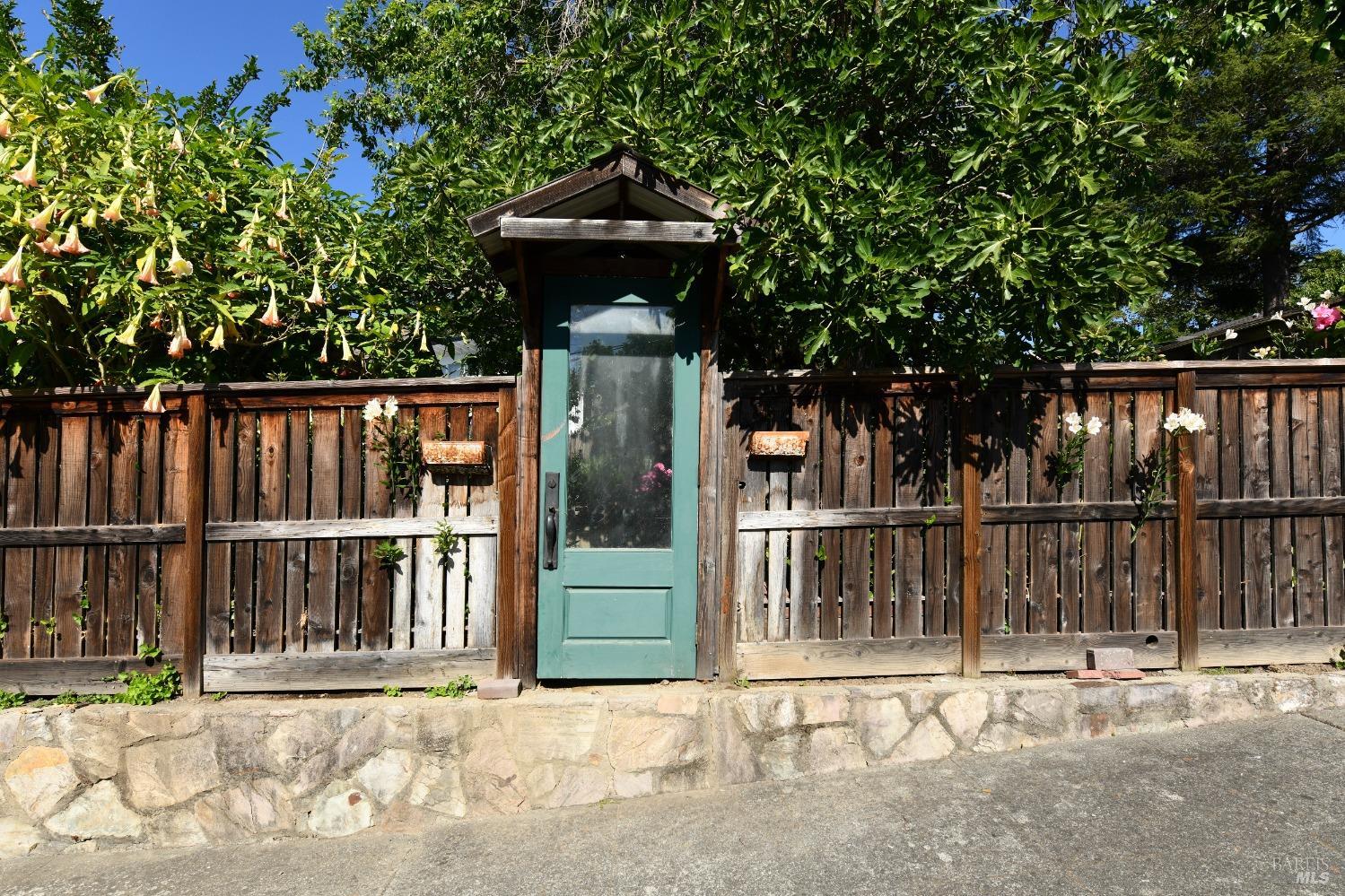 Detail Gallery Image 29 of 31 For 4 Ramona Ave, Napa,  CA 94559 - 3 Beds | 2 Baths