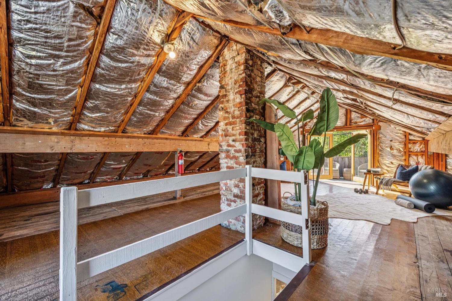 Detail Gallery Image 20 of 34 For 203 Scott St, Mill Valley,  CA 94941 - 3 Beds | 1 Baths