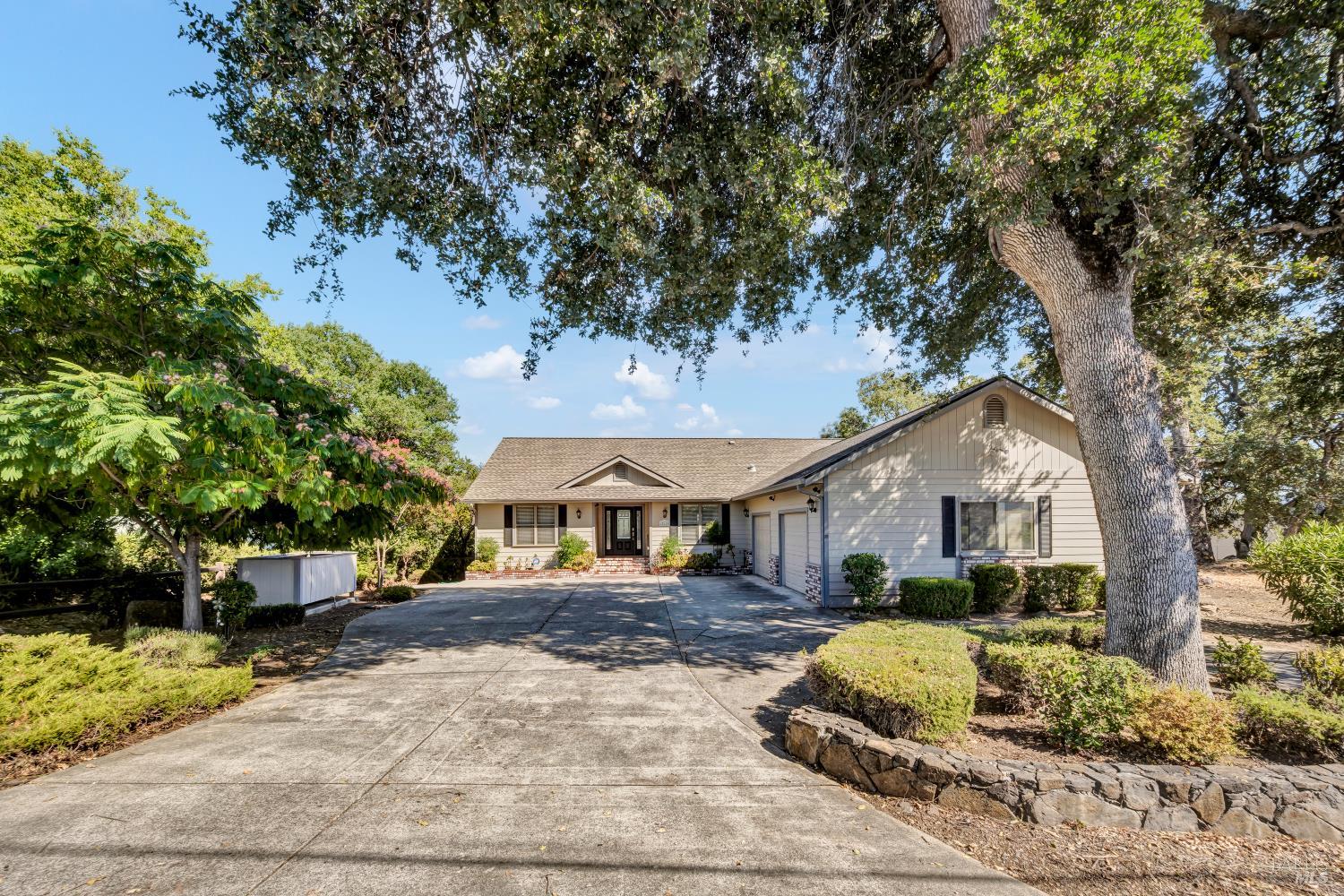 Detail Gallery Image 33 of 33 For 17120 Knollview Dr, Hidden Valley Lake,  CA 95467 - 3 Beds | 2 Baths