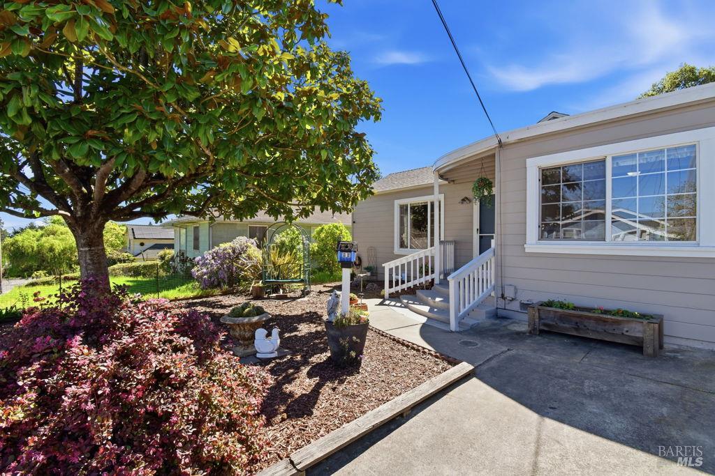 Detail Gallery Image 8 of 39 For 7265 Hayden Ave, Sebastopol,  CA 95472 - 2 Beds | 1 Baths