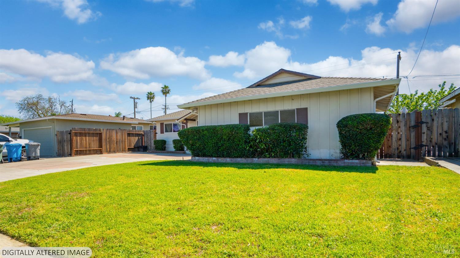 Detail Gallery Image 5 of 33 For 535 Amesbury Dr, Dixon,  CA 95620 - 3 Beds | 2 Baths