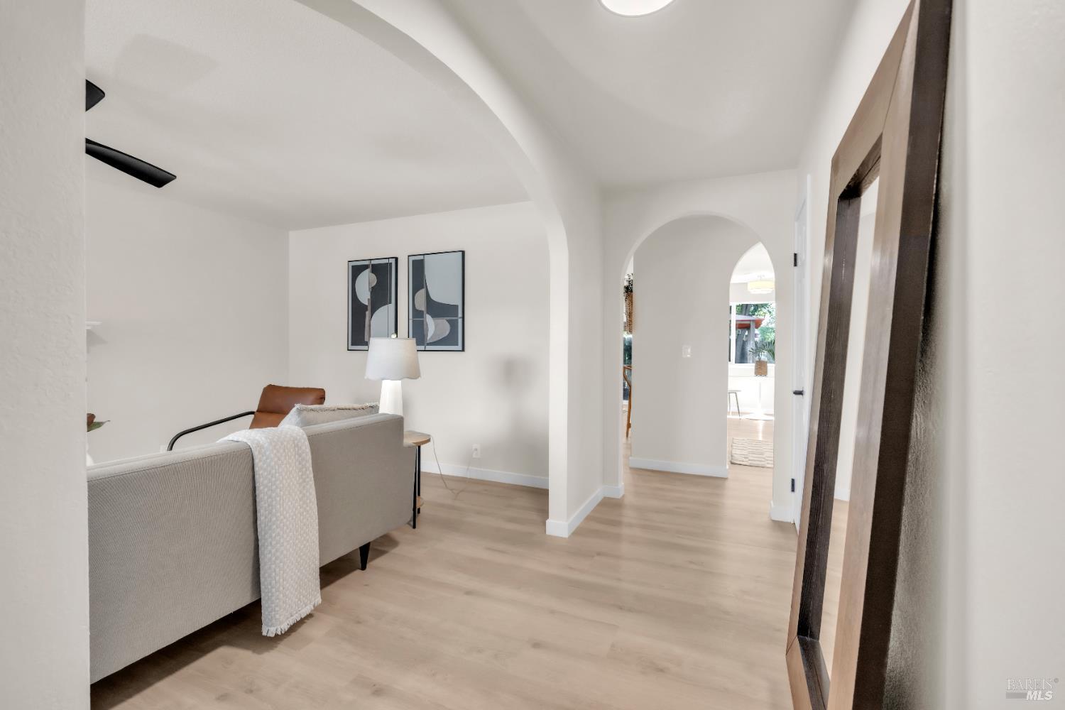 Detail Gallery Image 5 of 45 For 793 Marigold Dr, Fairfield,  CA 94533 - 4 Beds | 2 Baths