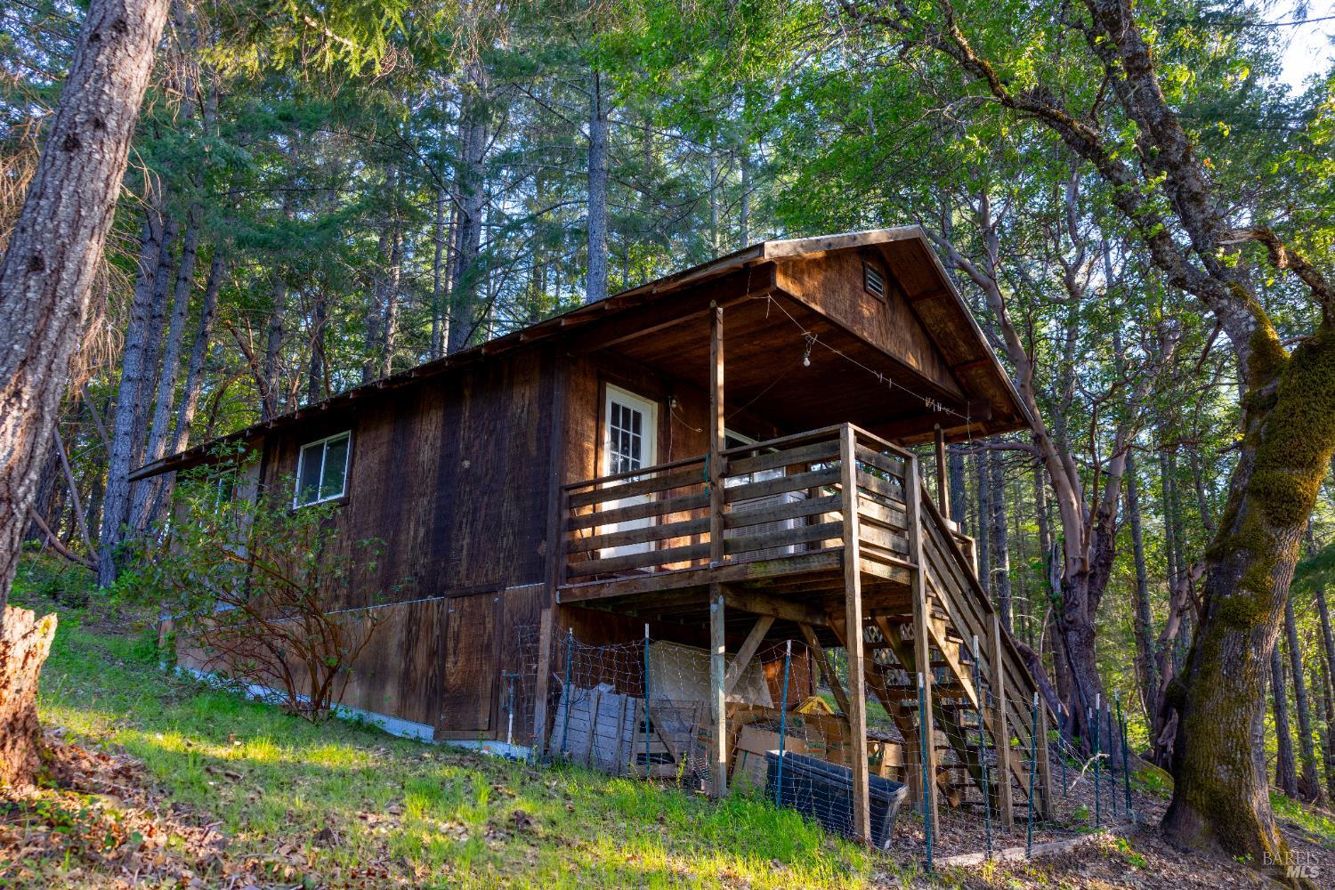 Detail Gallery Image 27 of 43 For 8000 Simmerly Ranch Rd, Laytonville,  CA 95454 - 1 Beds | 1 Baths