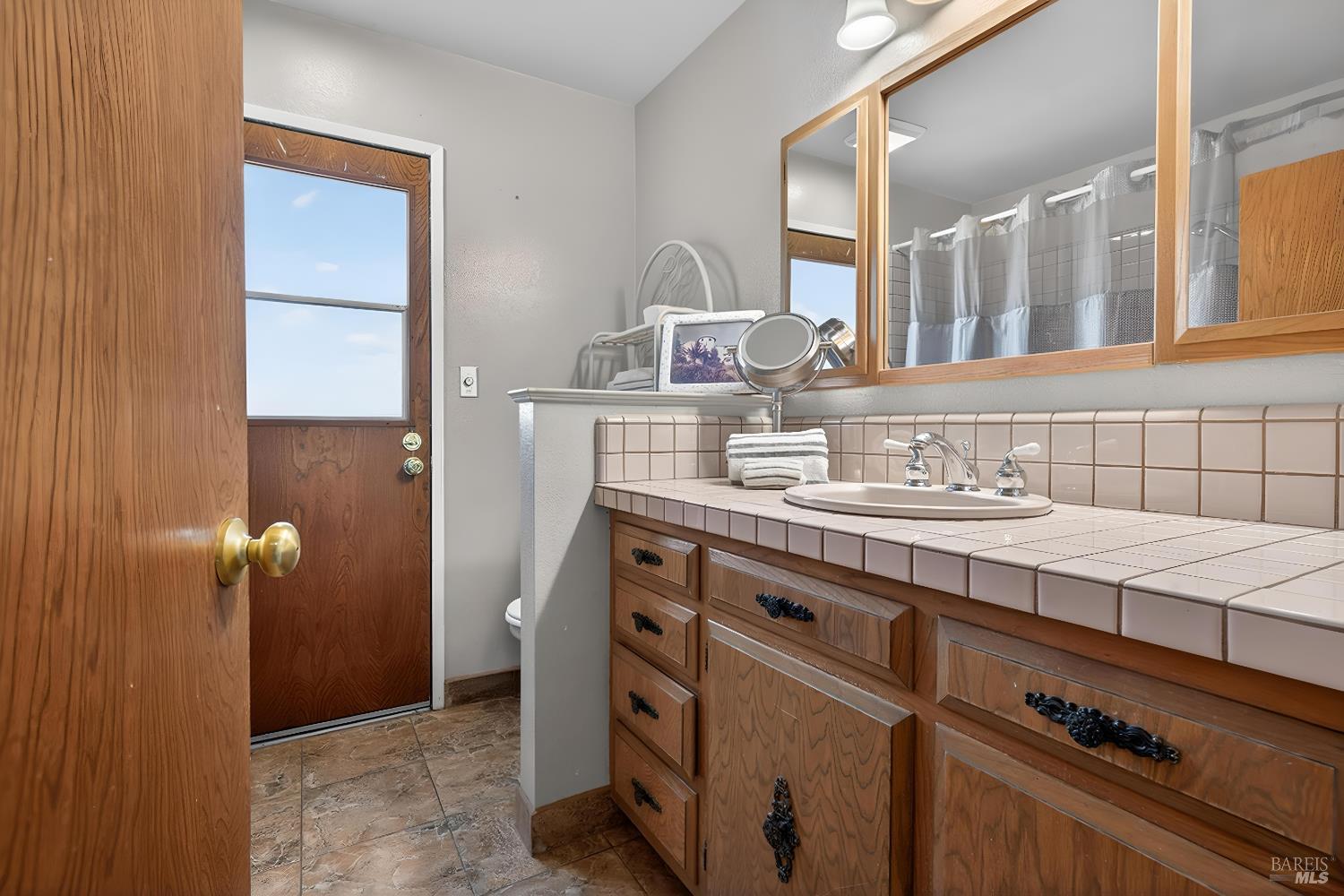 Detail Gallery Image 34 of 63 For 9699 Kelly Ln, Penngrove,  CA 94951 - 3 Beds | 2 Baths