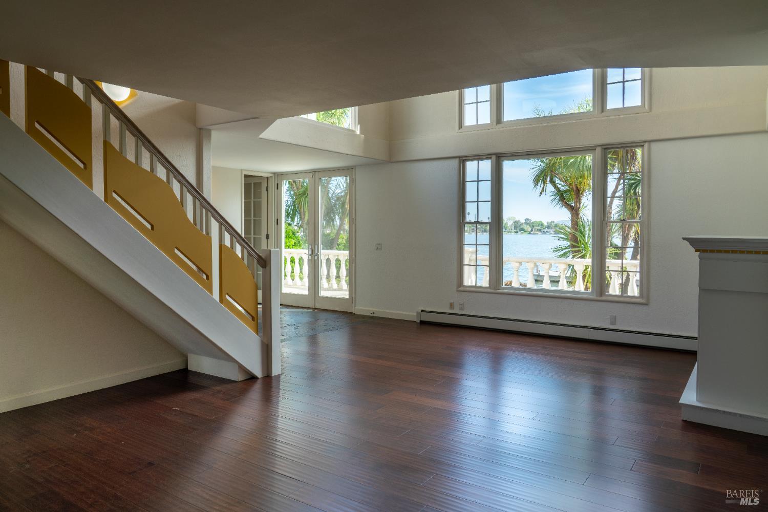 Detail Gallery Image 11 of 79 For 124 Montego Key, Novato,  CA 94949 - 4 Beds | 3 Baths